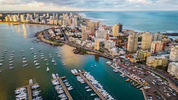 Punta del Este: de destino de veraneio a estratégia patrimonial internacional