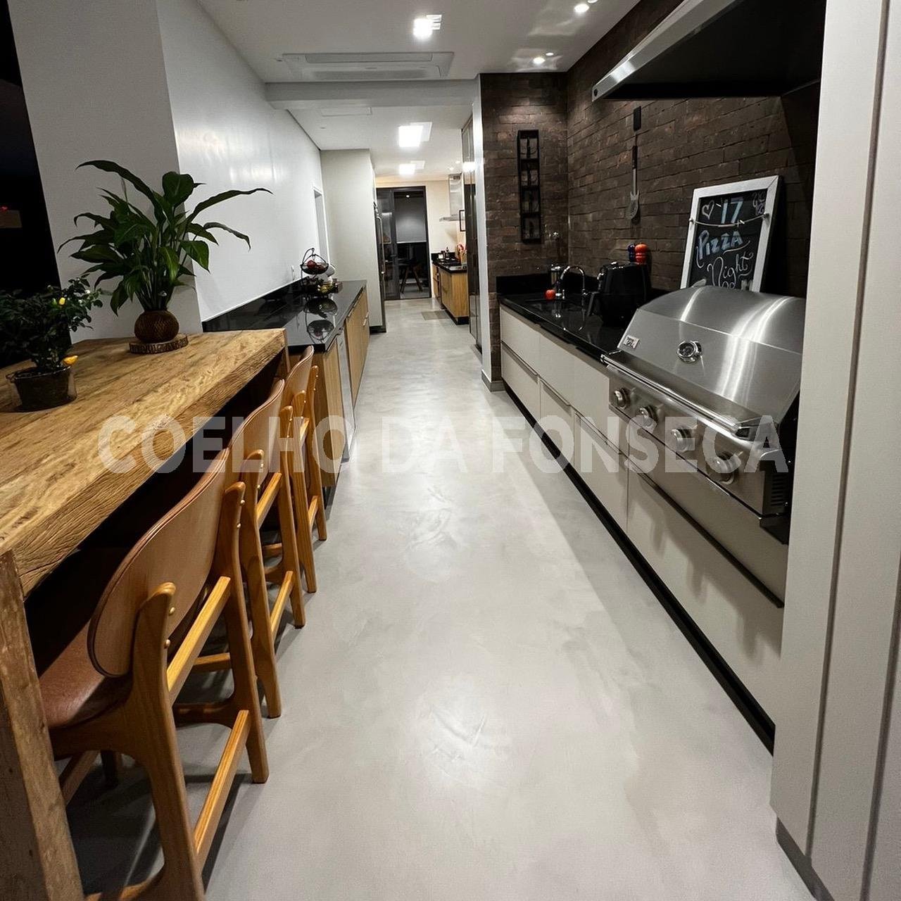 Escritótio comercial 1