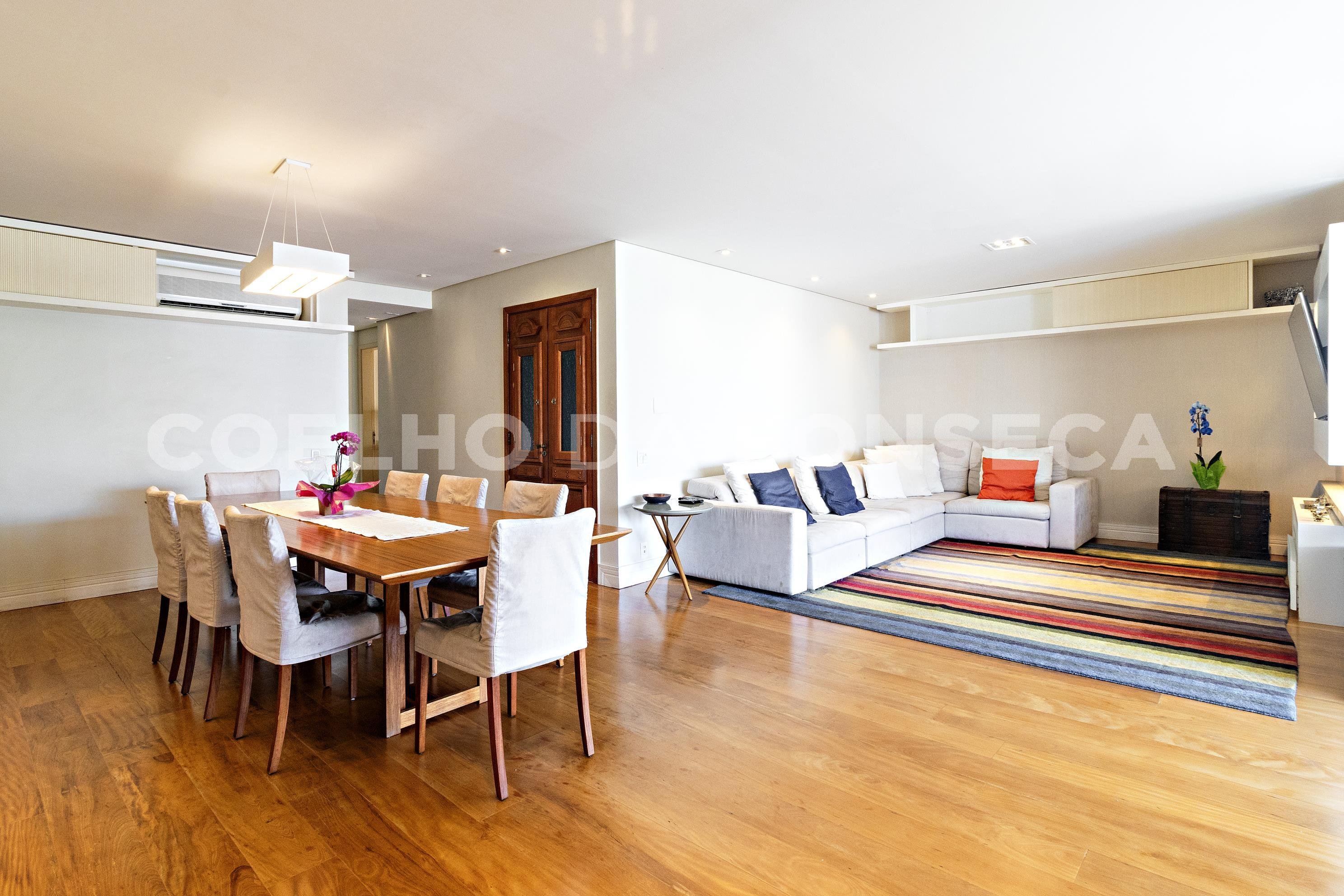 Sala (2)