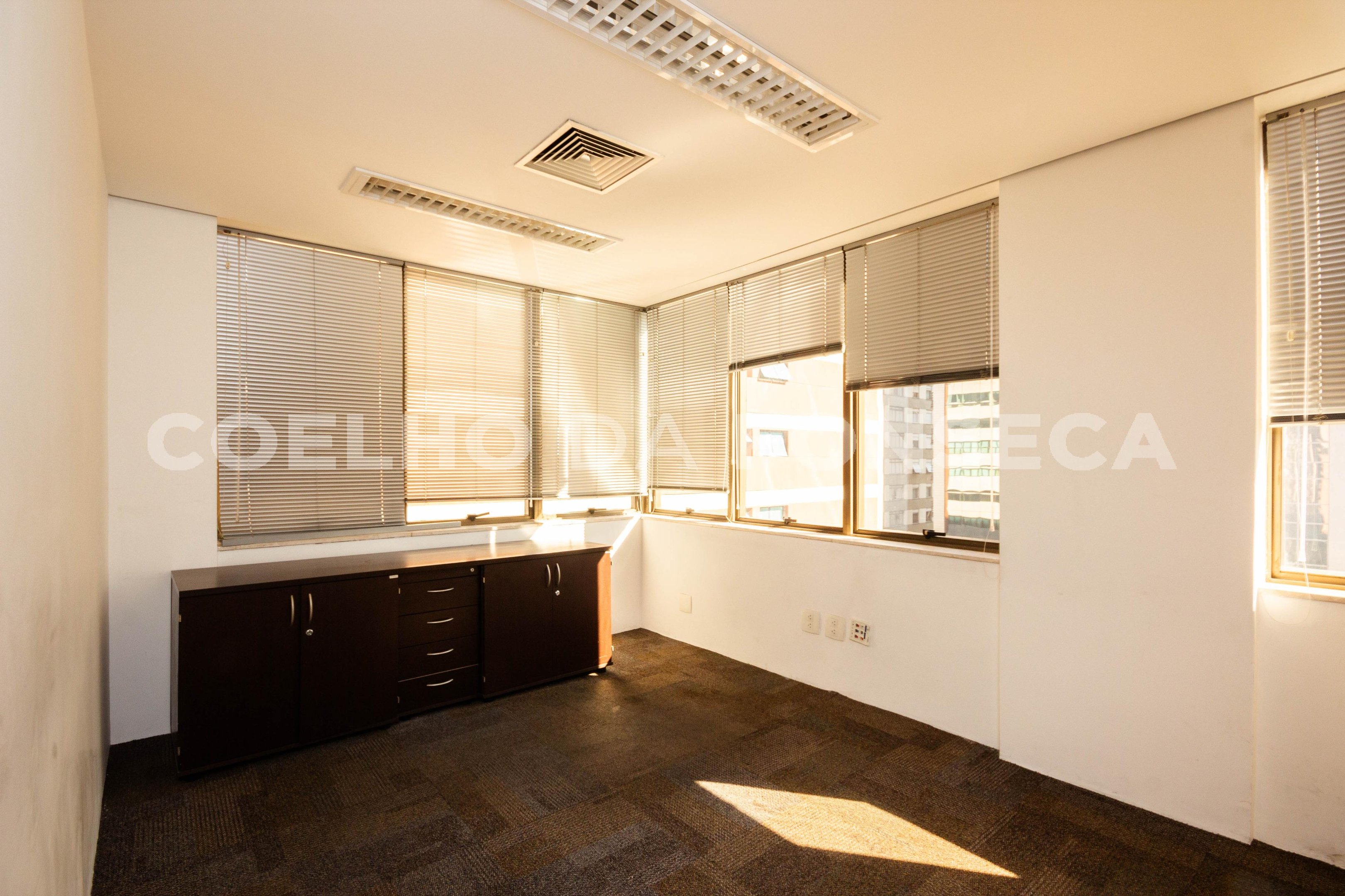 Escritório Comercial