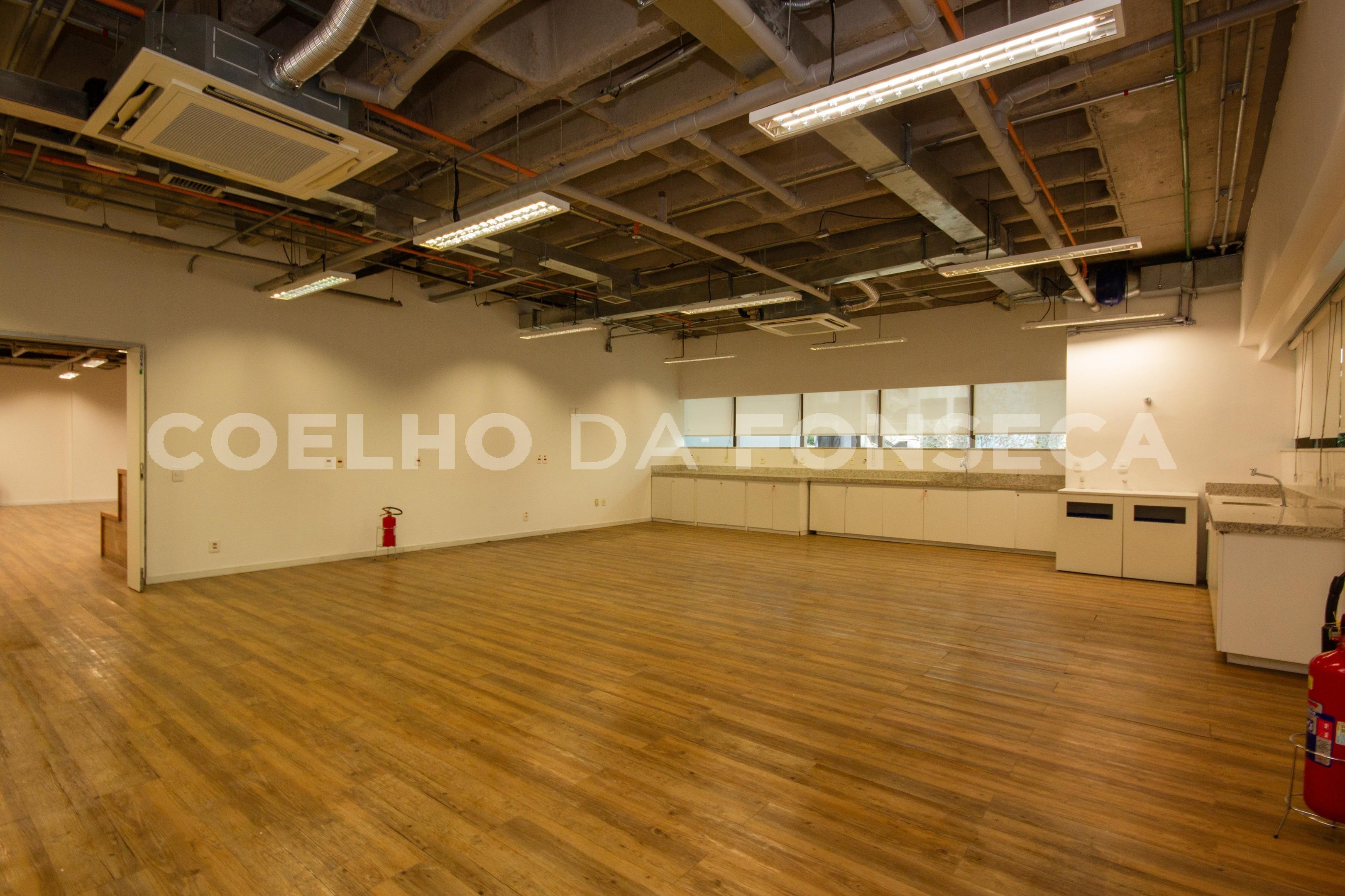 Conjunto Comercial 2