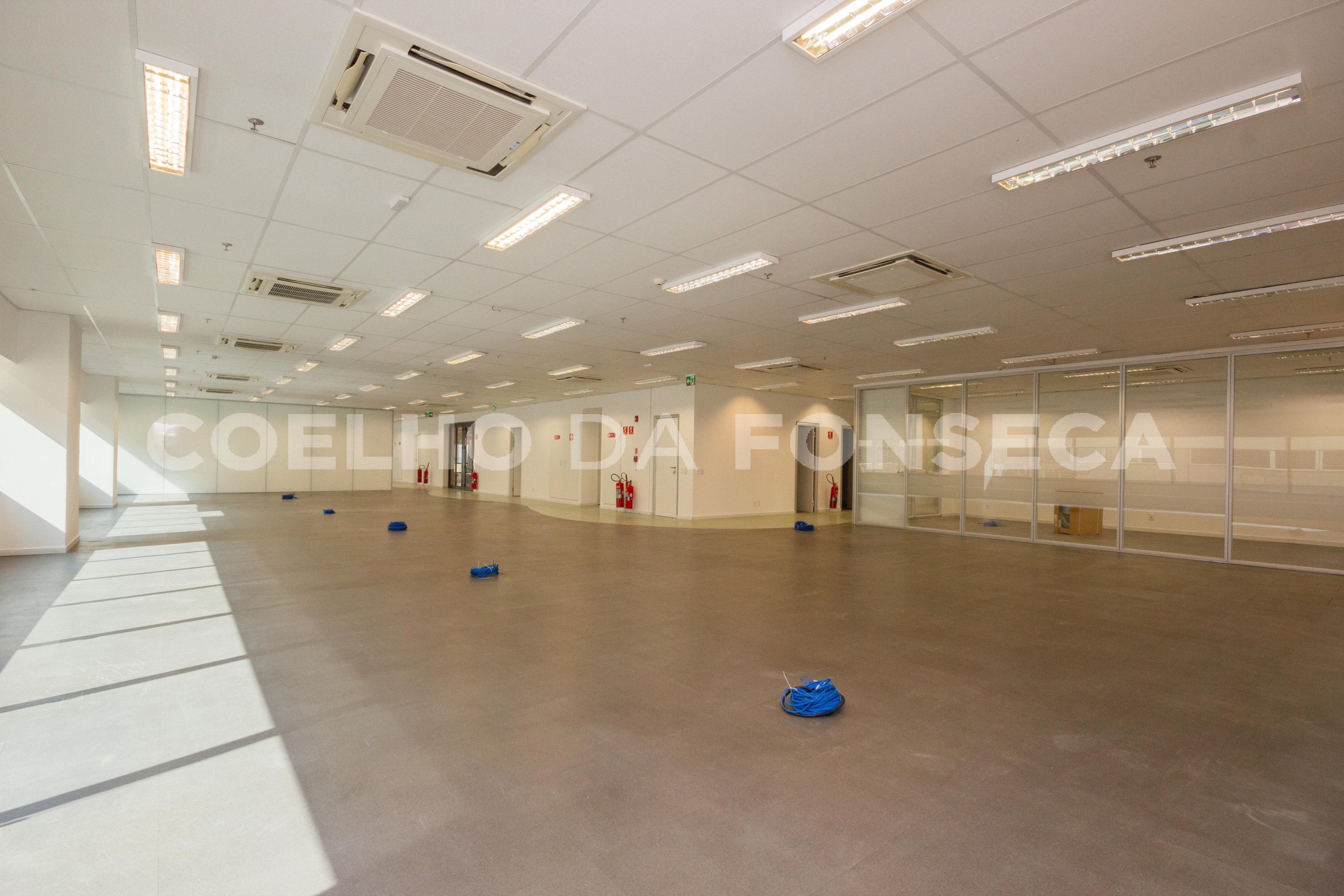 Conjunto Comercial 2