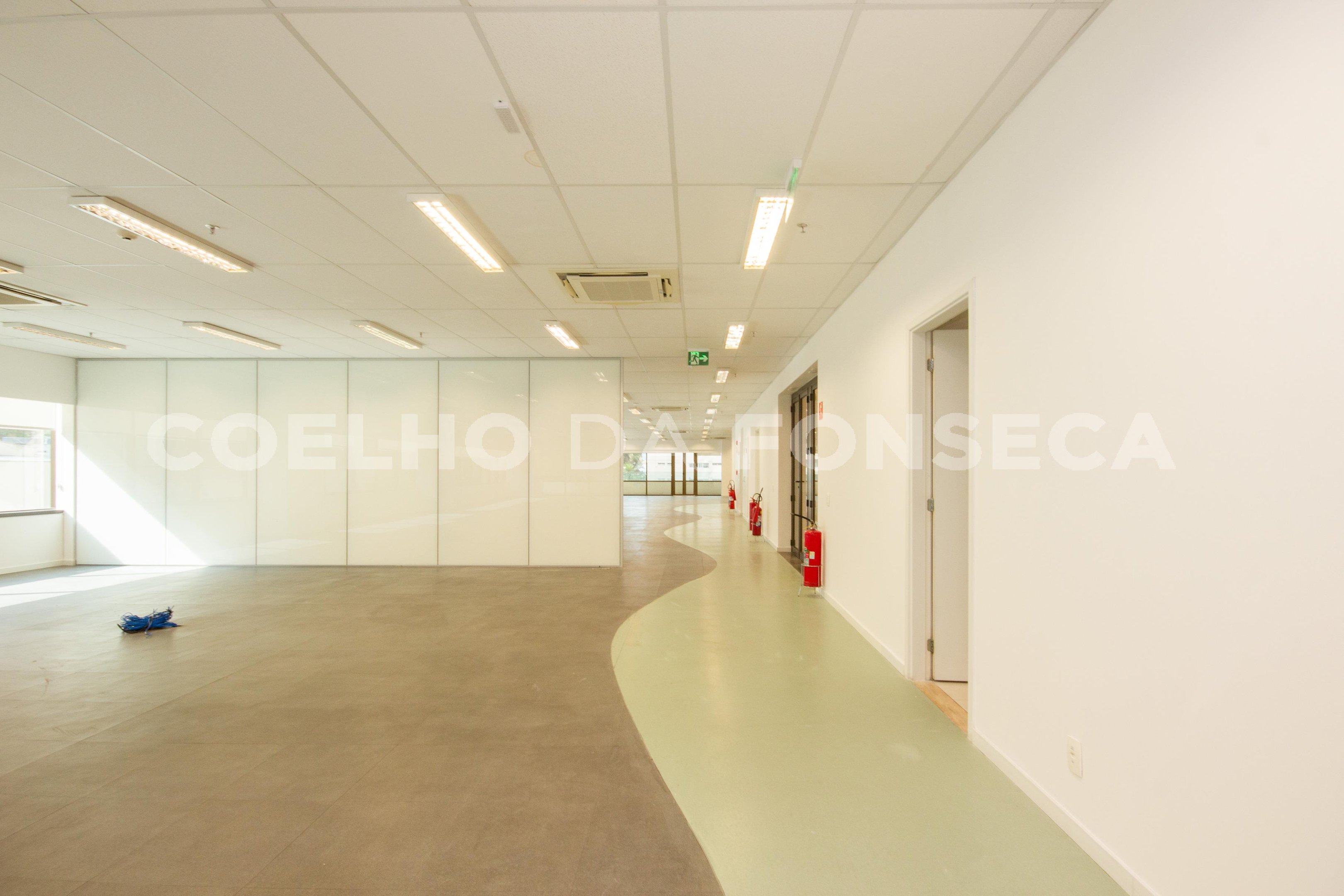 Conjunto Comercial 2