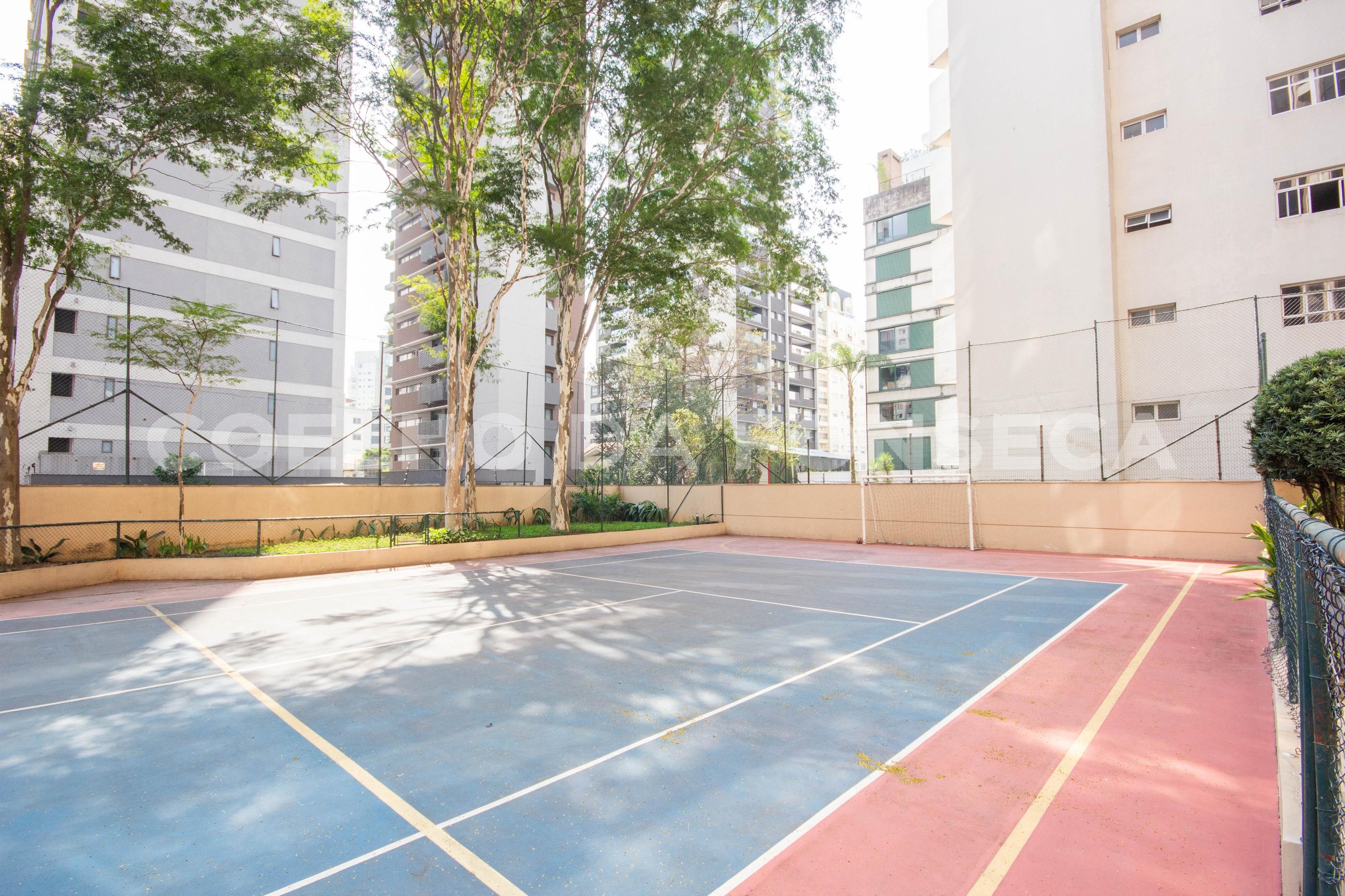 Quadra PoliEsportiva