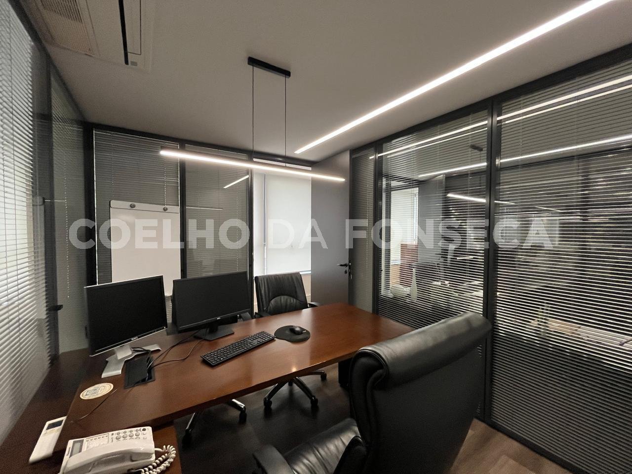 Escritório Comercial