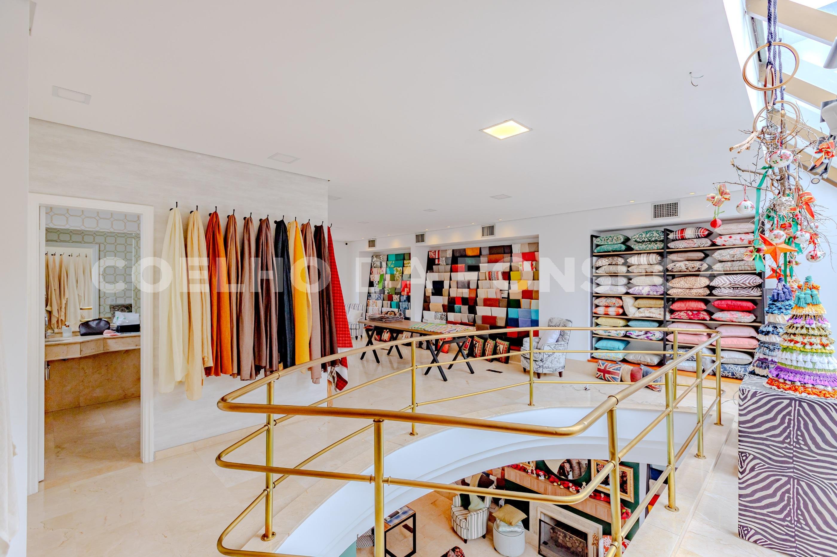 Sala (1)