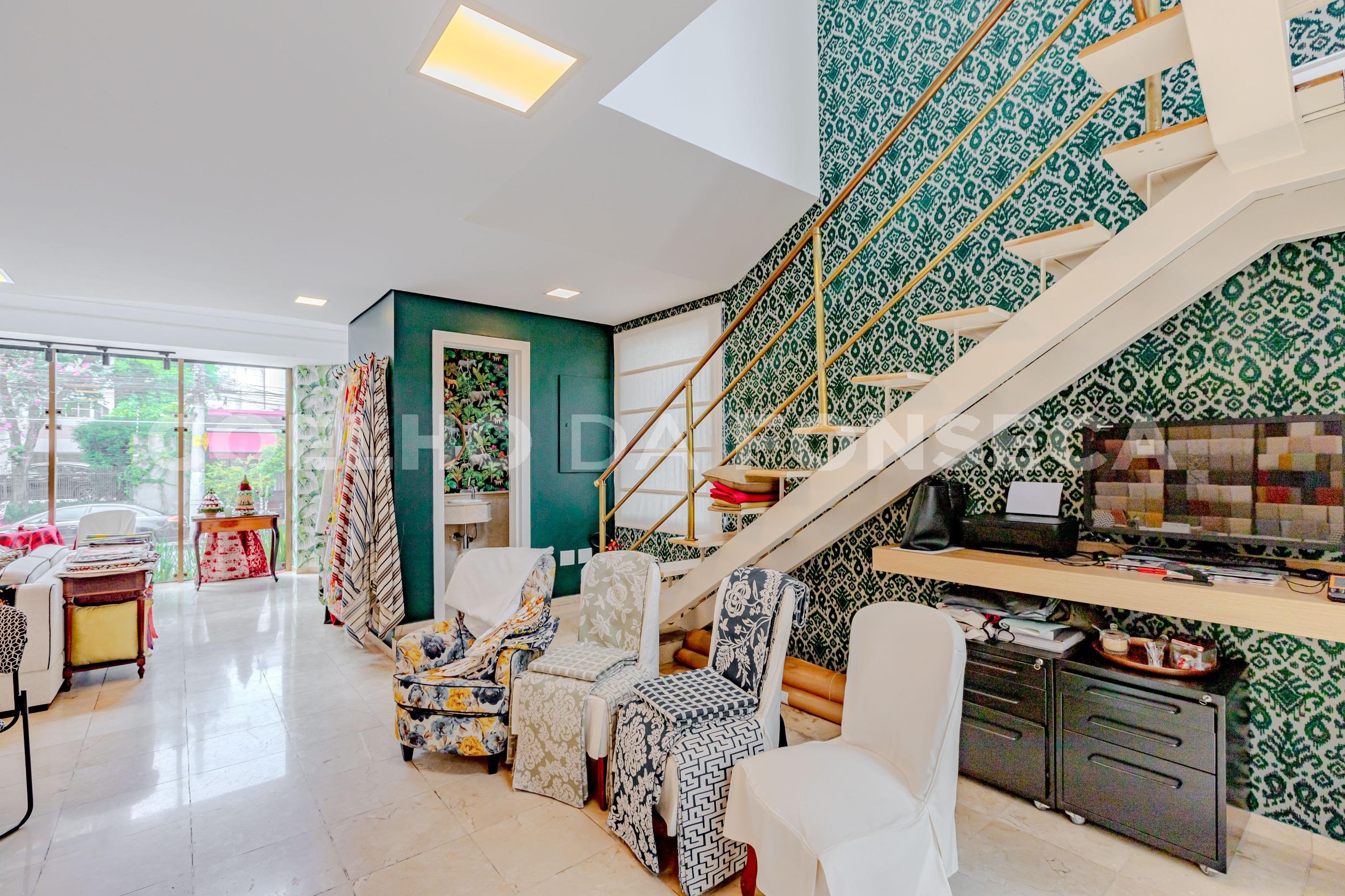 Sala (2)