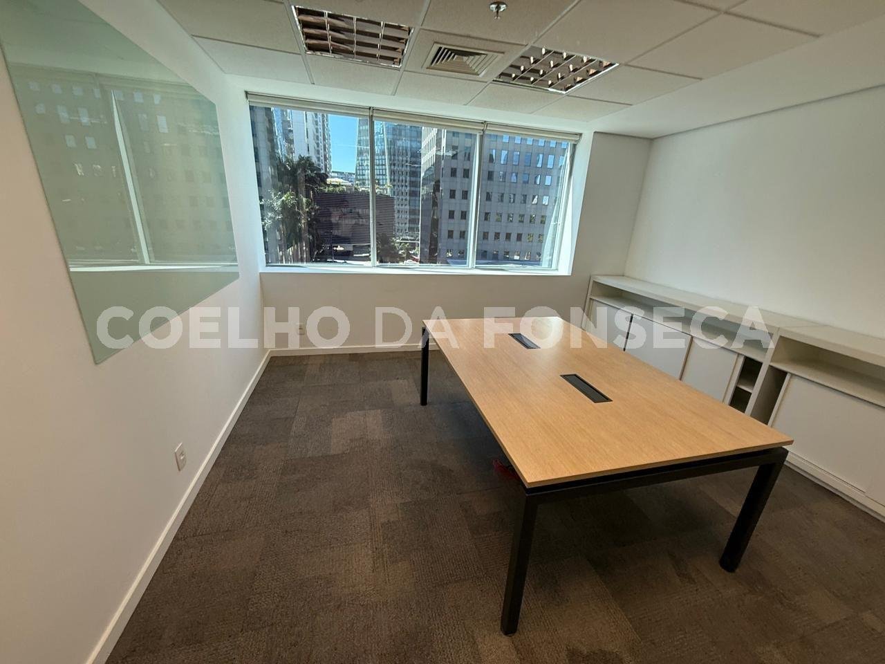 Escritório Comercial