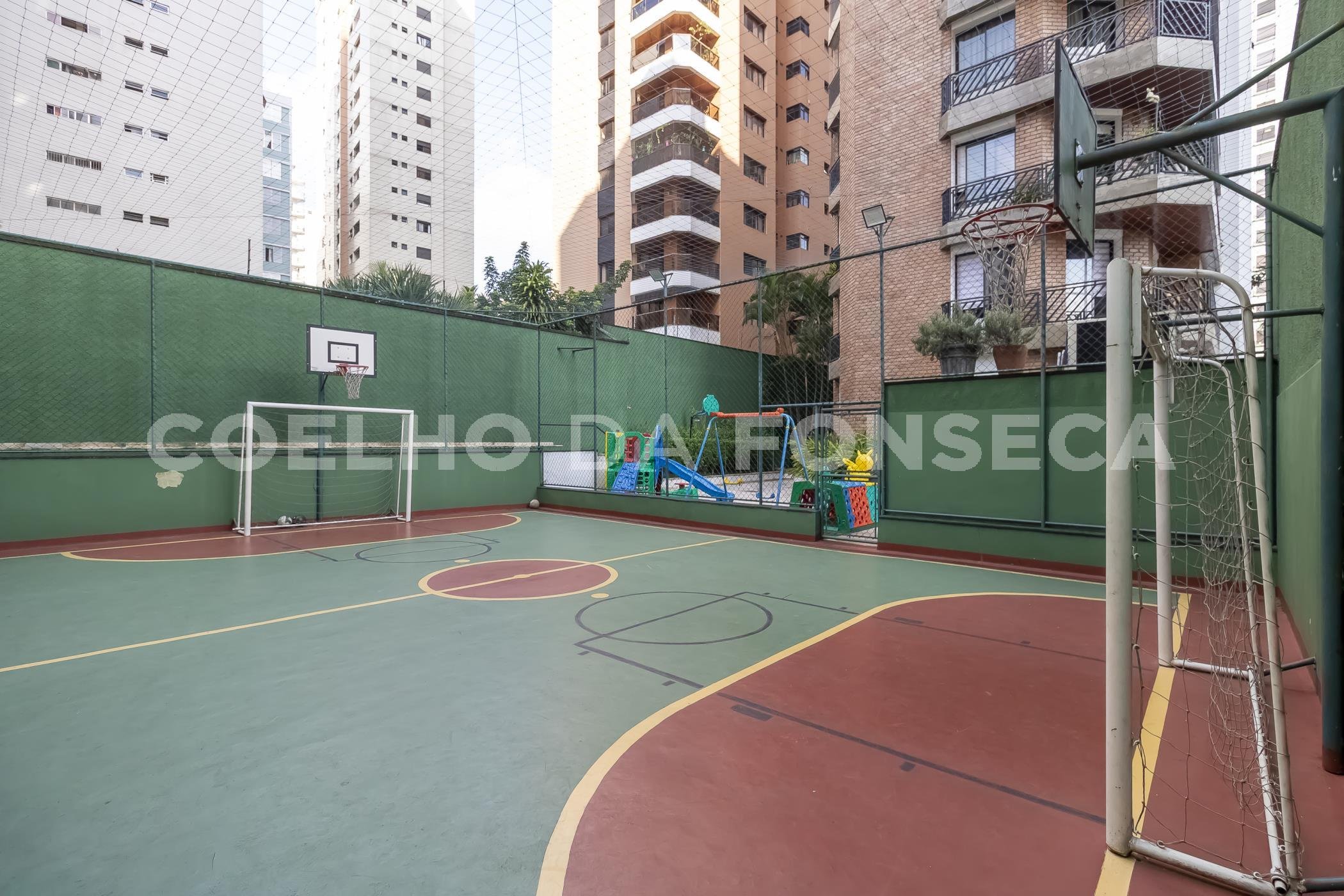 Quadra PoliEsportiva