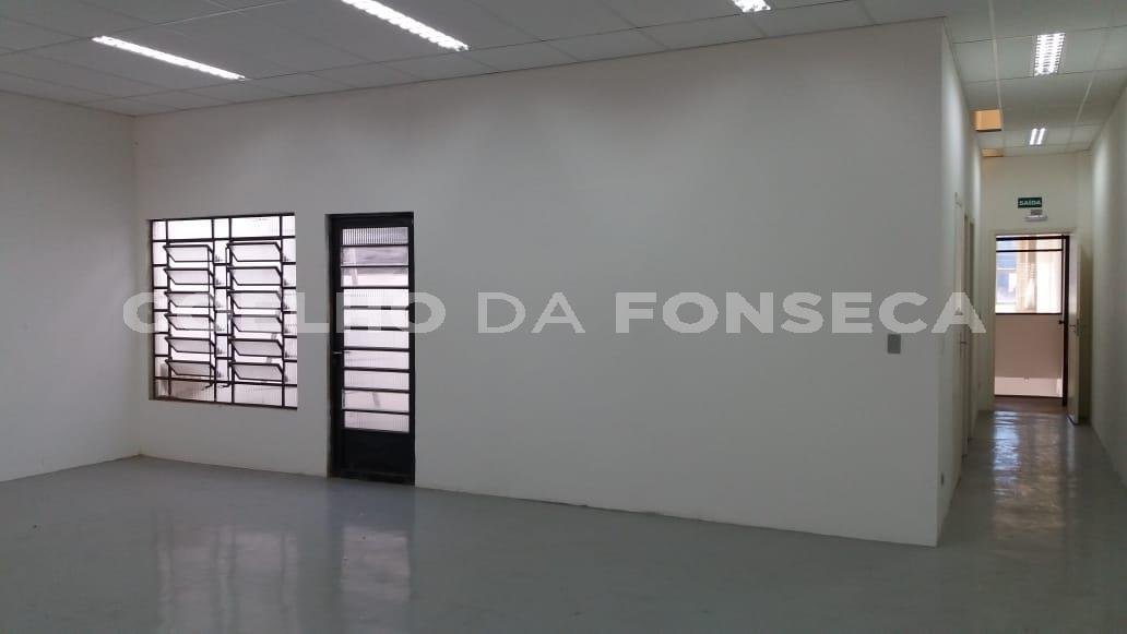 Escritótio comercial 1