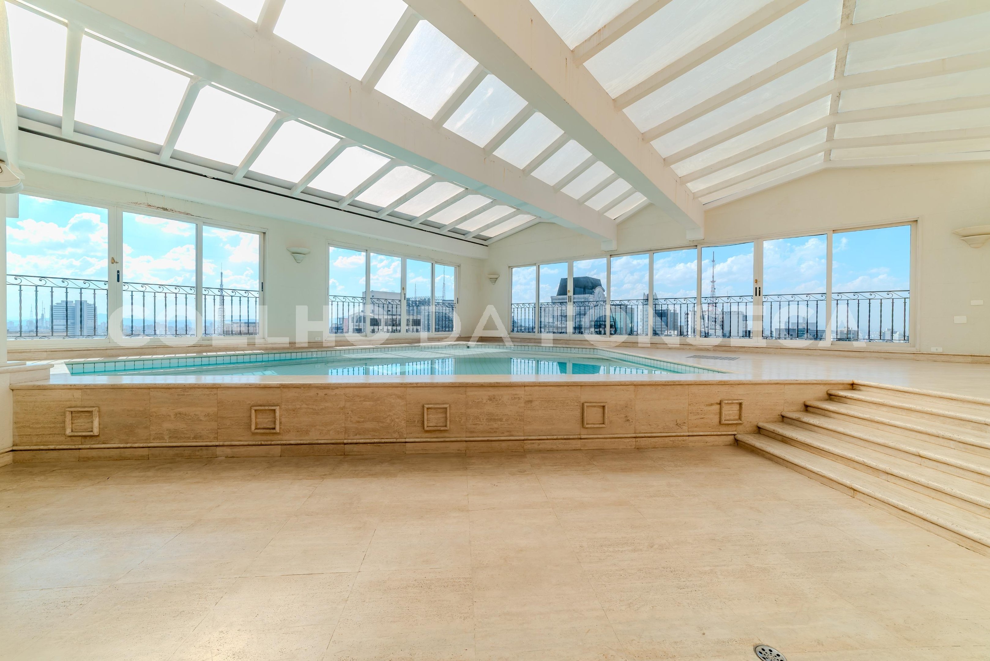 Piscina da Cobertura