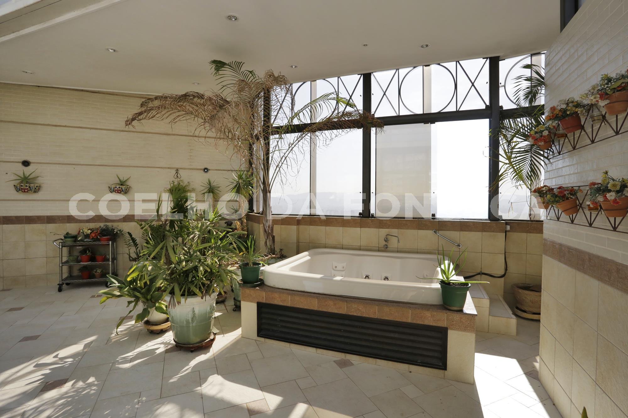 Jacuzzi