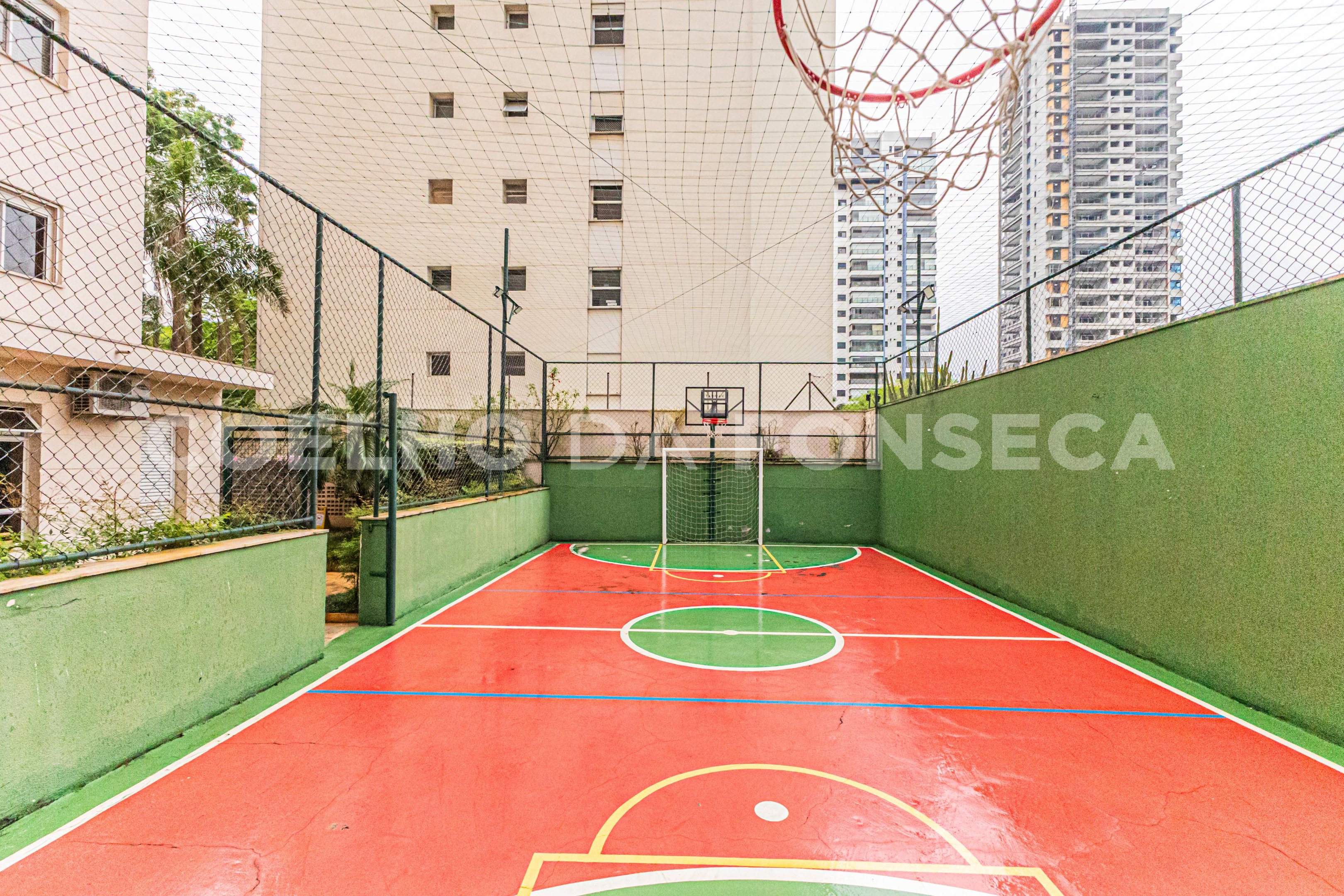 Quadra PoliEsportiva