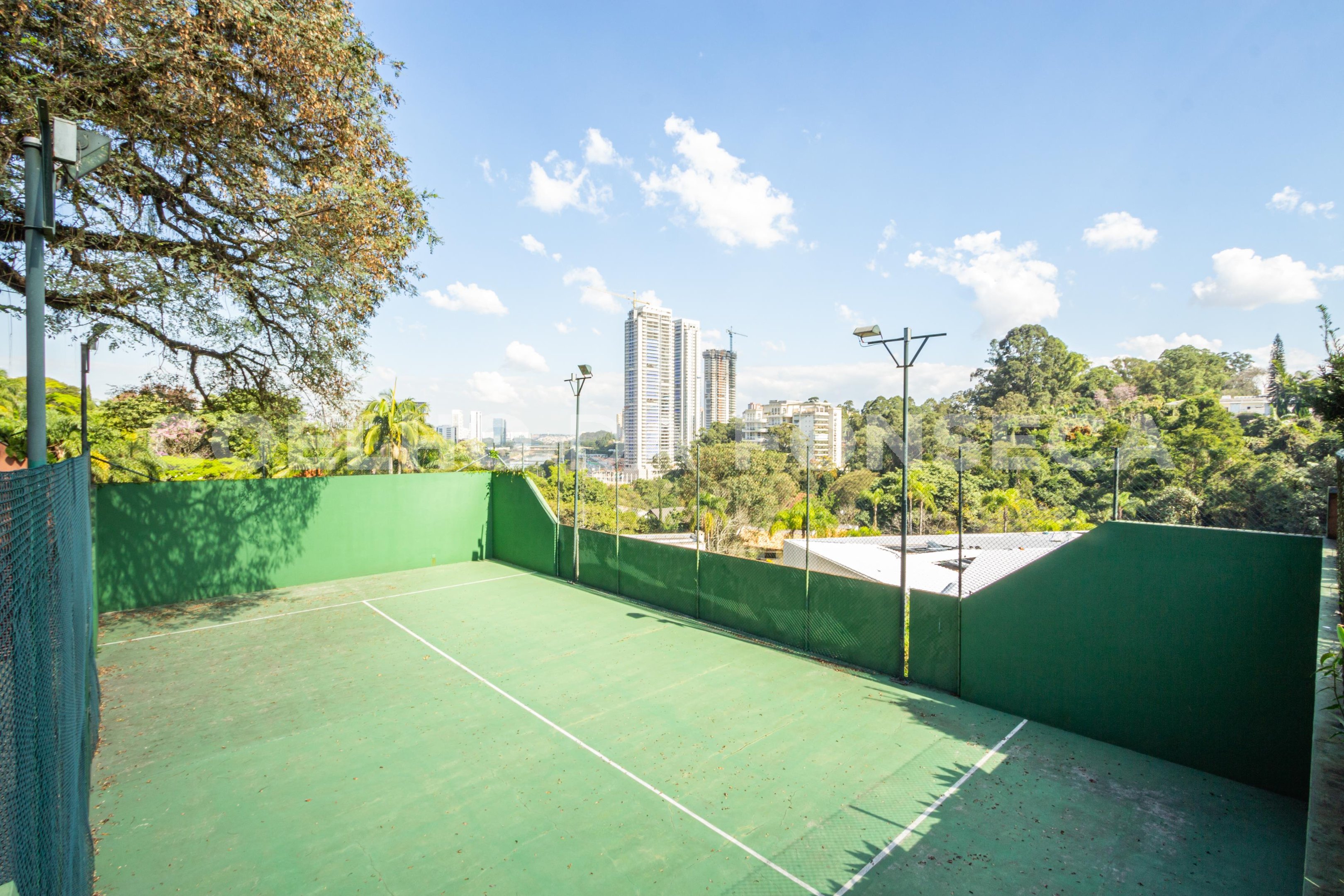 Quadra PoliEsportiva