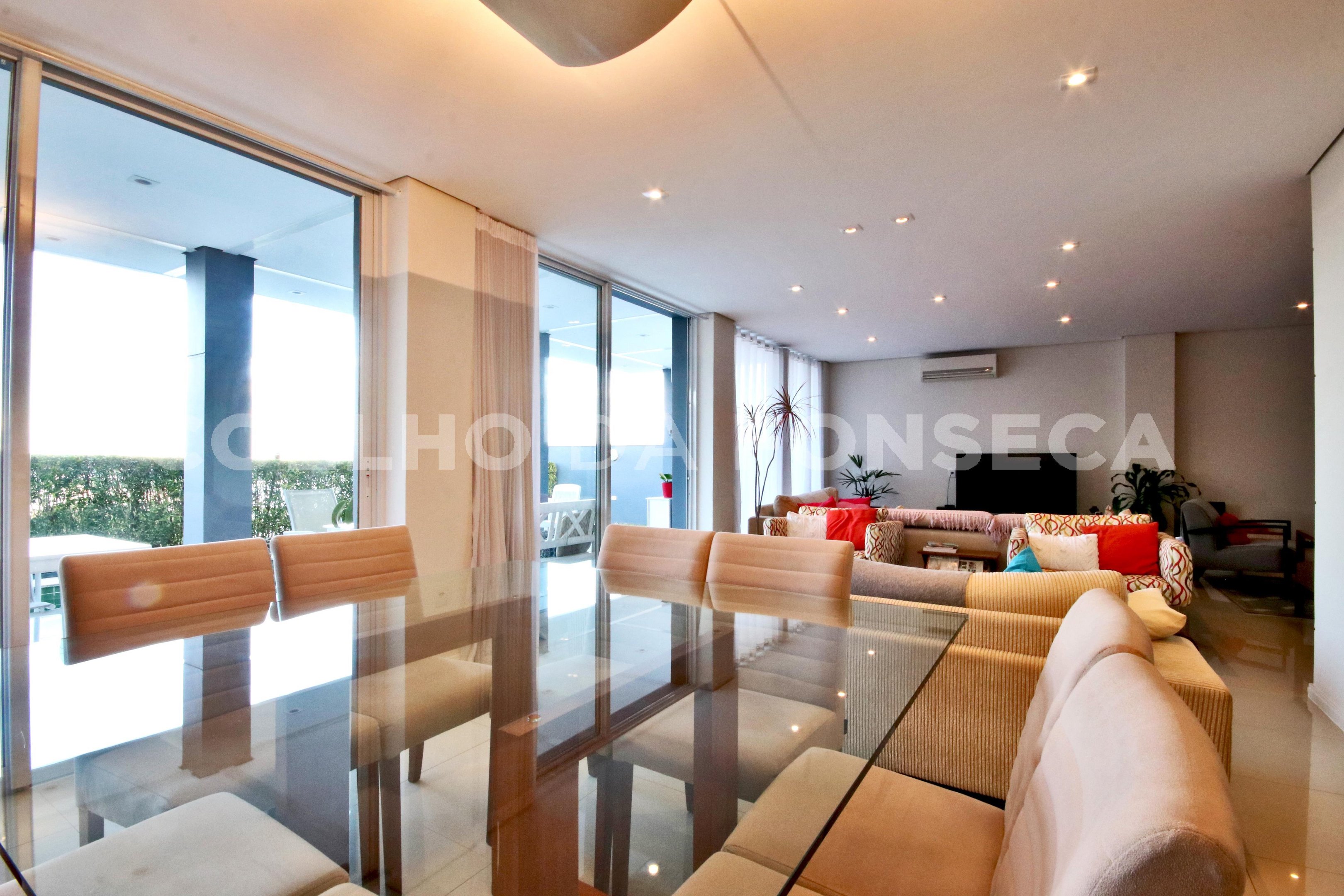 Sala (1)