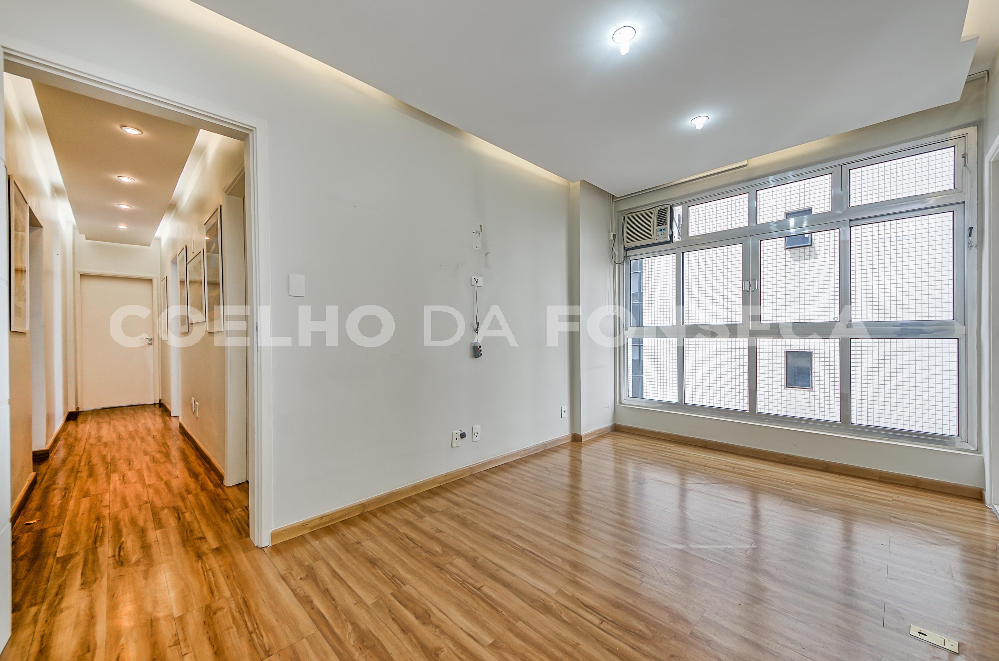 Sala (2)