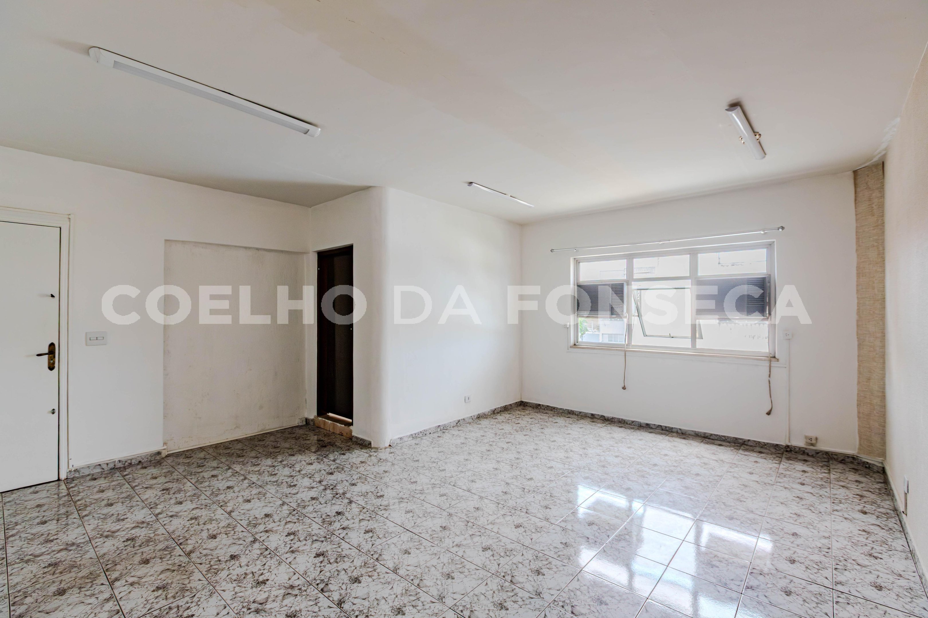 Conjunto Comercial 2