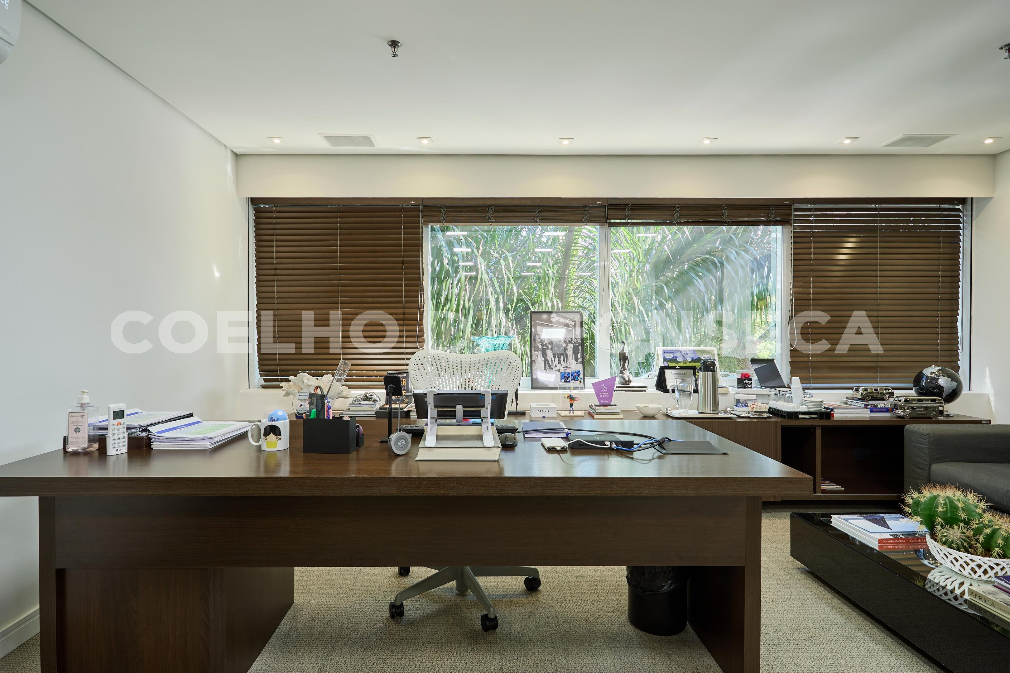 Escritório Comercial