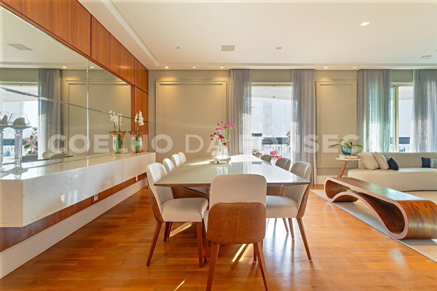 Sala de Estar e Jantar