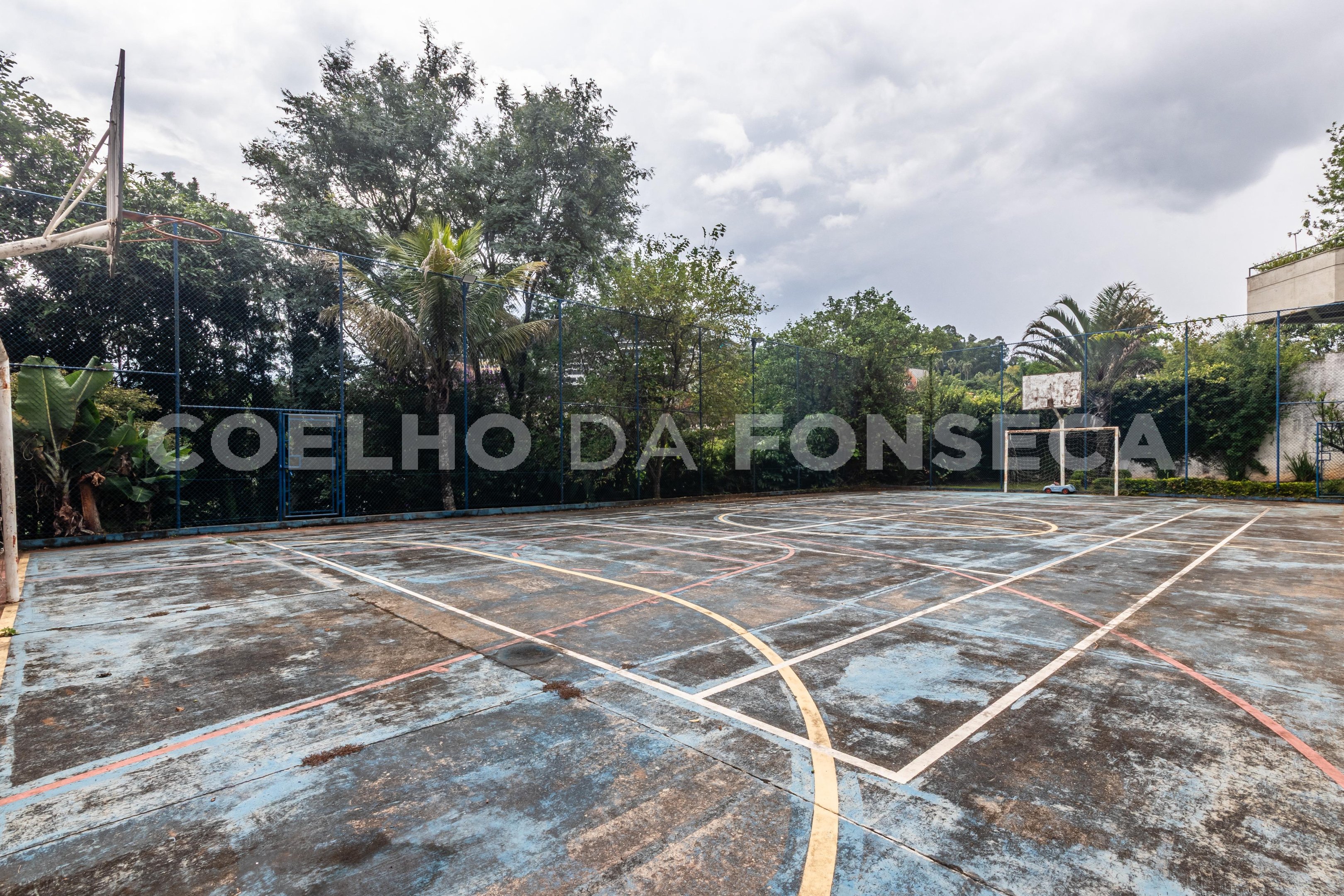 Quadra PoliEsportiva