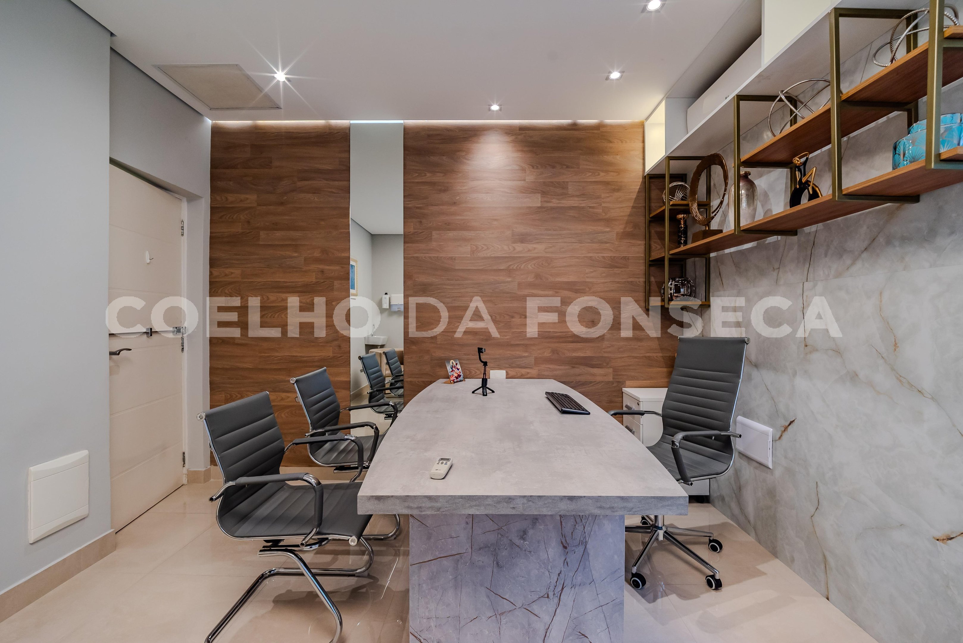 Sala (2)