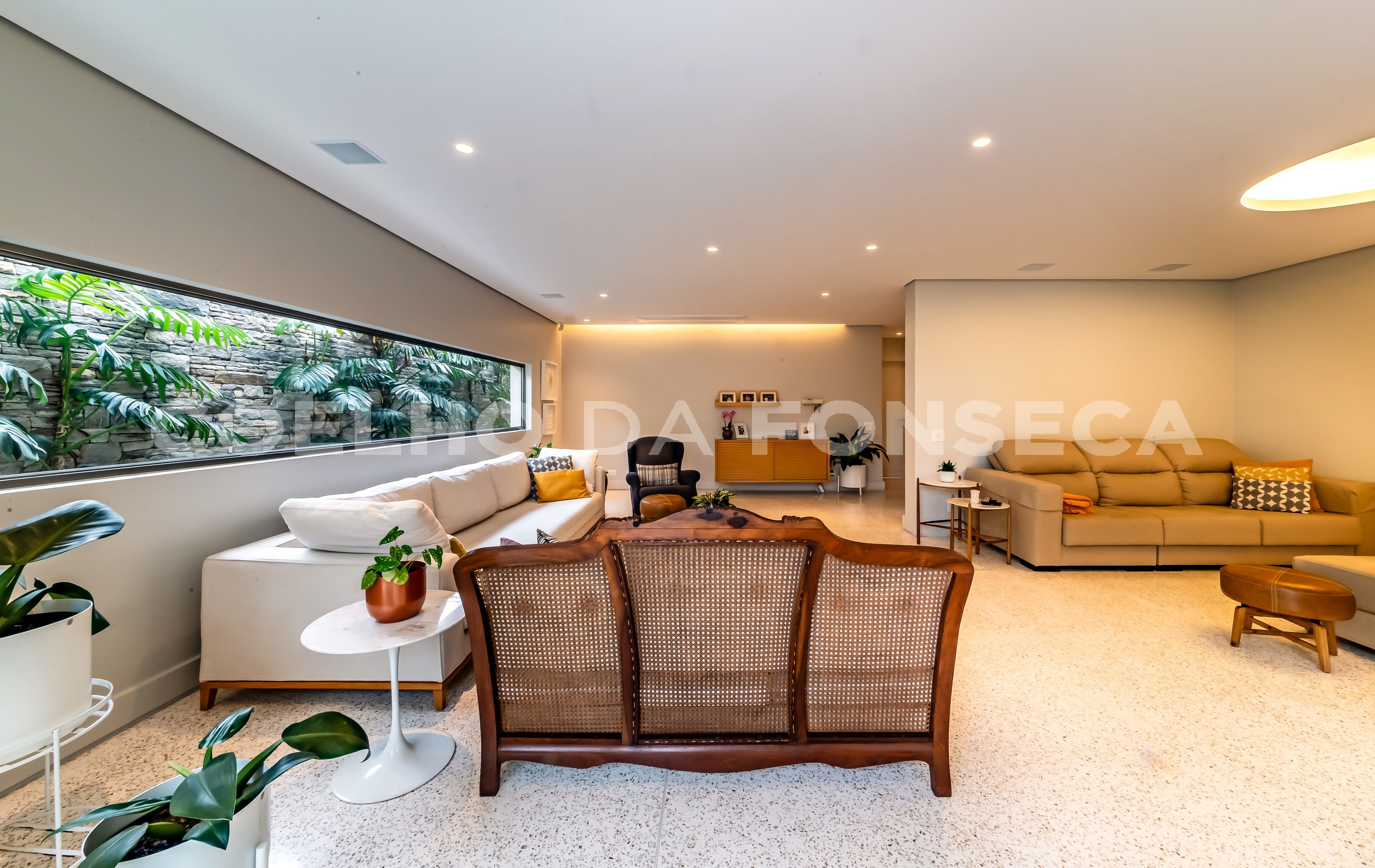 Sala (2)