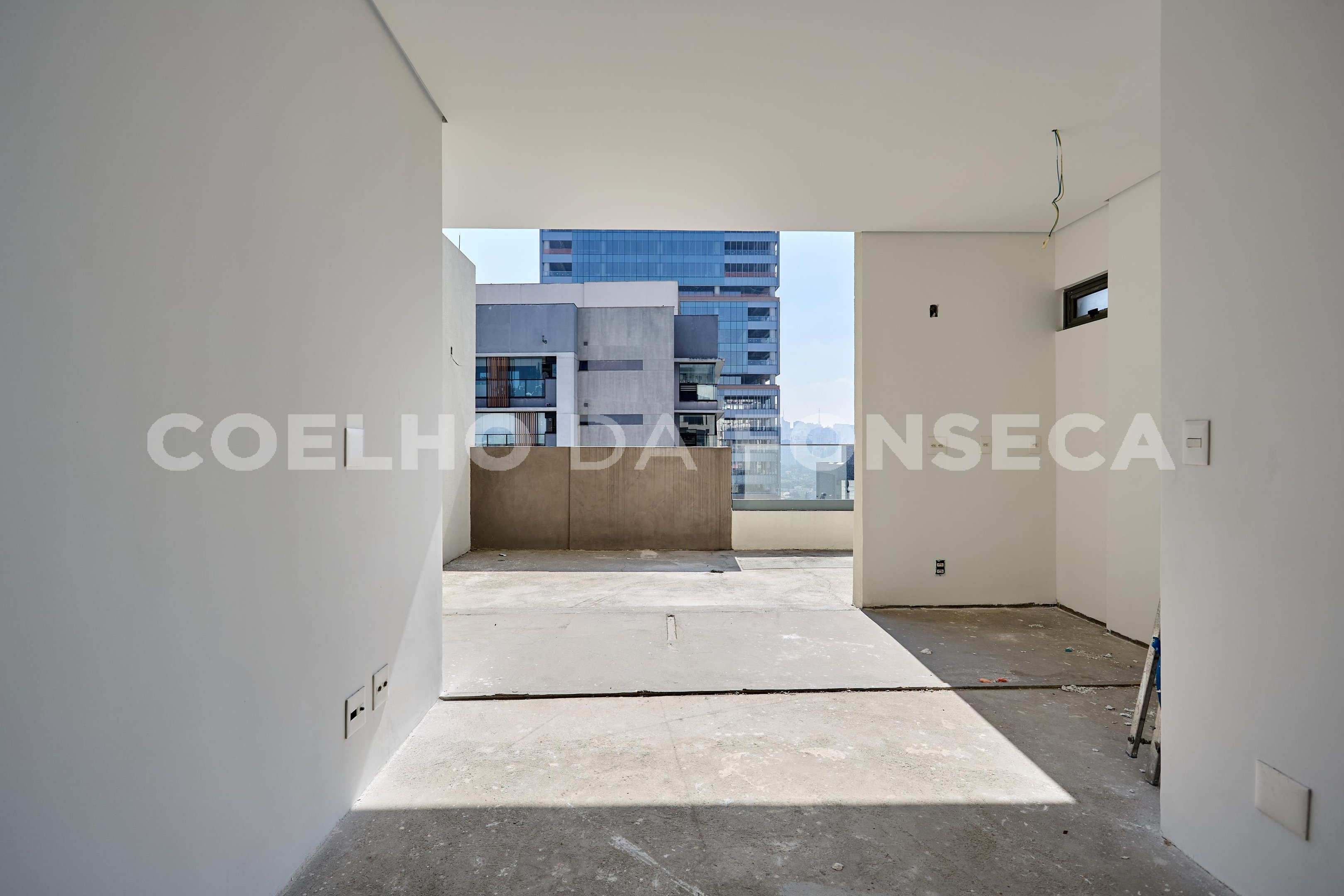 Sala (2)