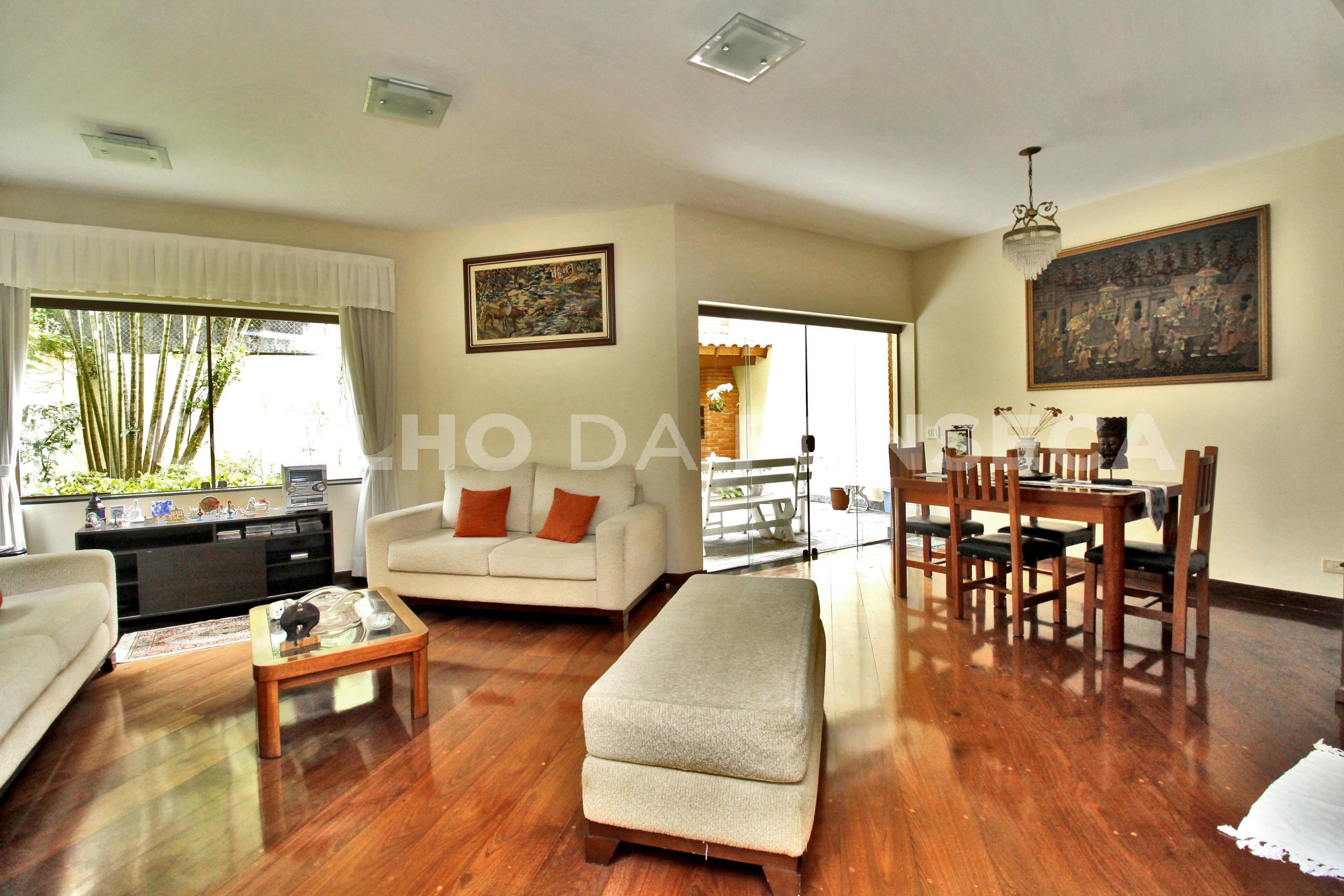 Sala de Estar e Jantar