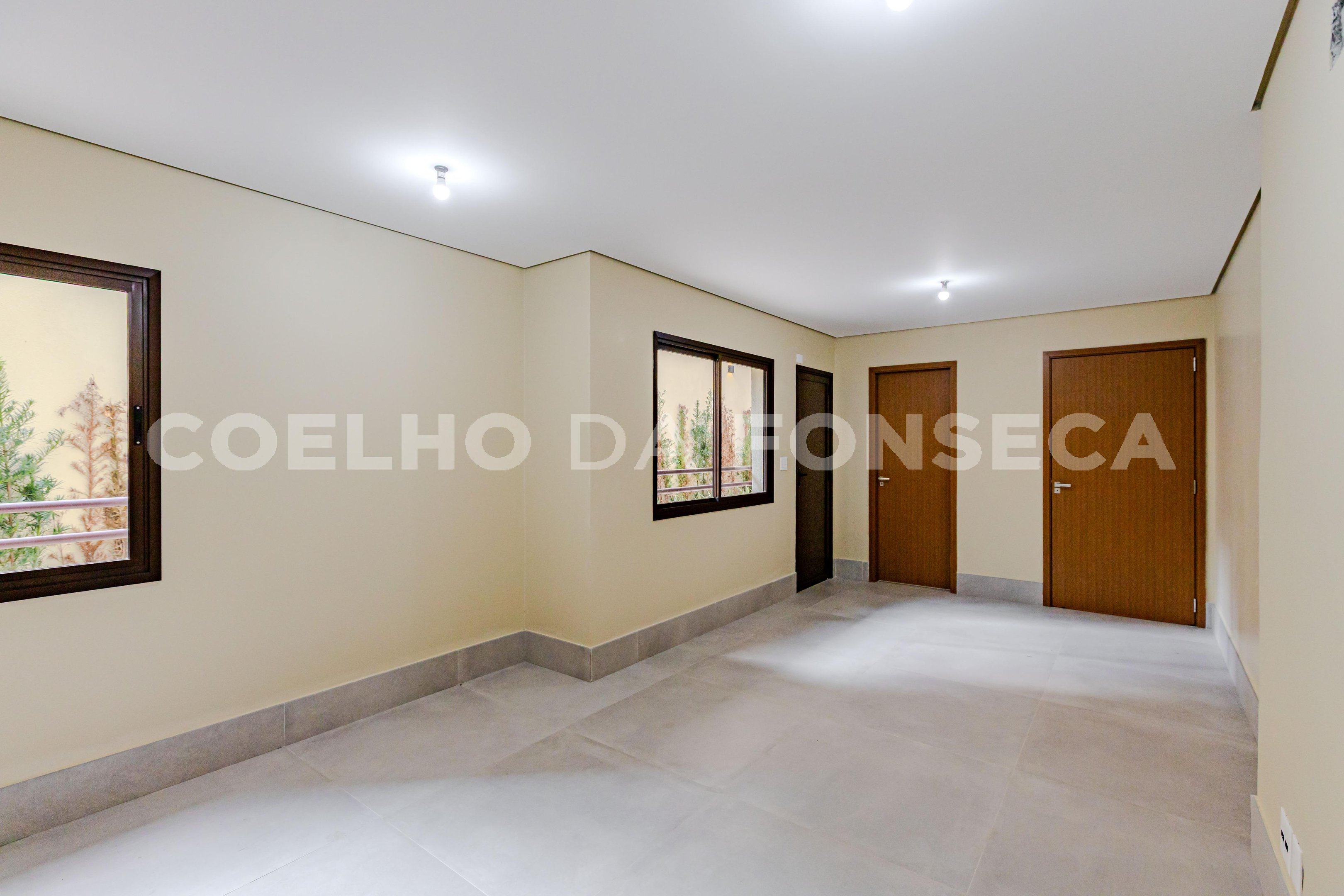 Conjunto Comercial 2