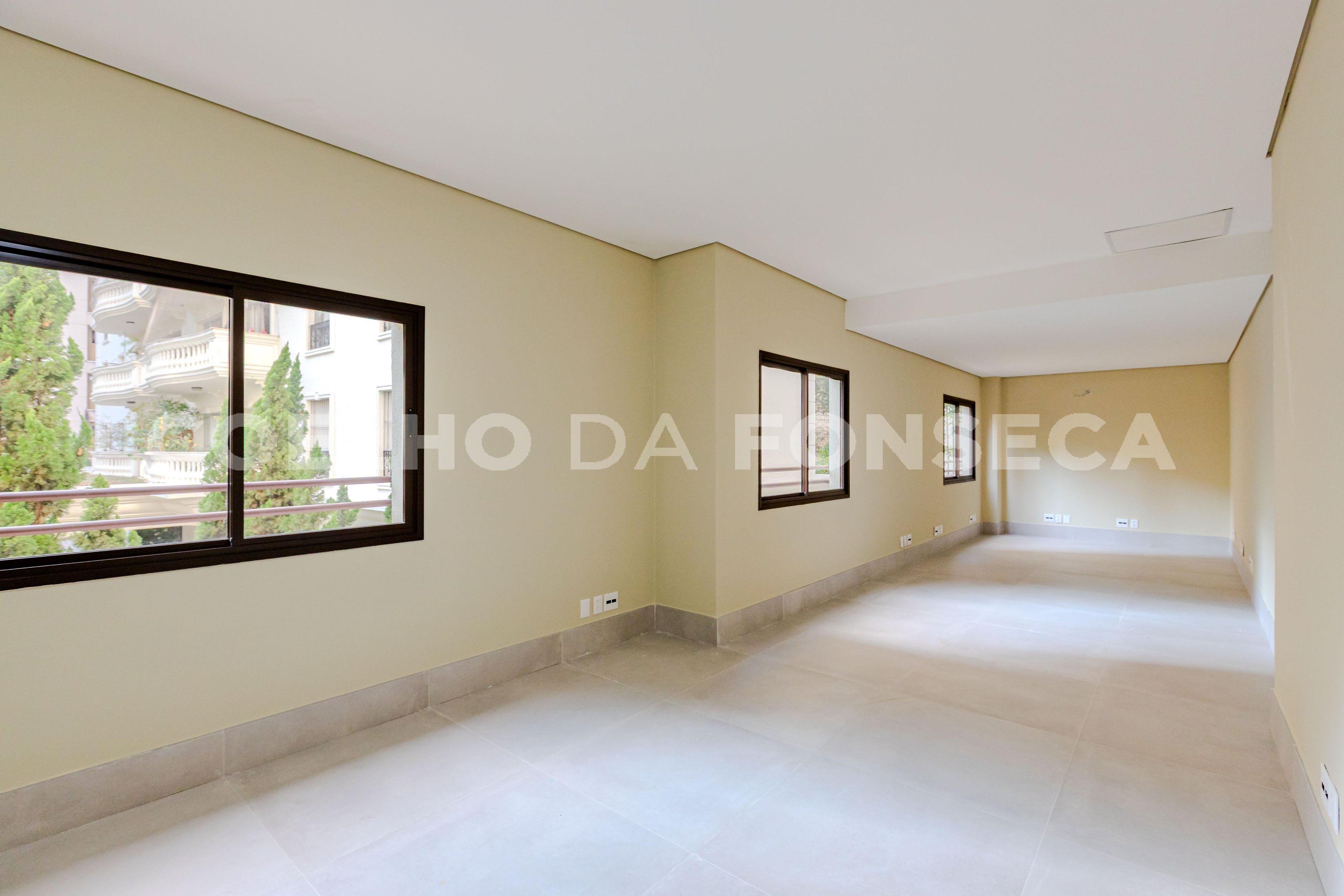 Conjunto Comercial 1