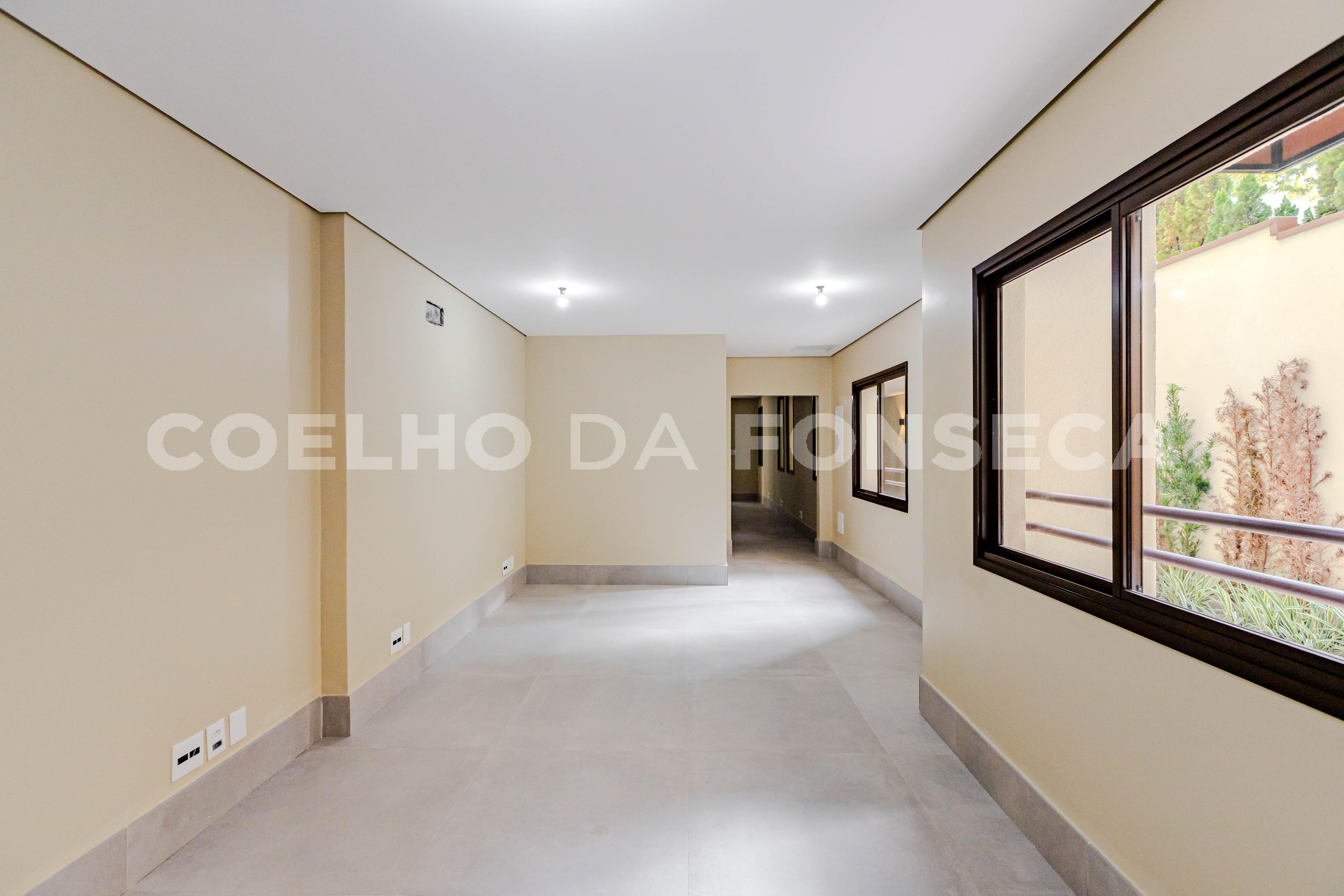 Conjunto Comercial 2