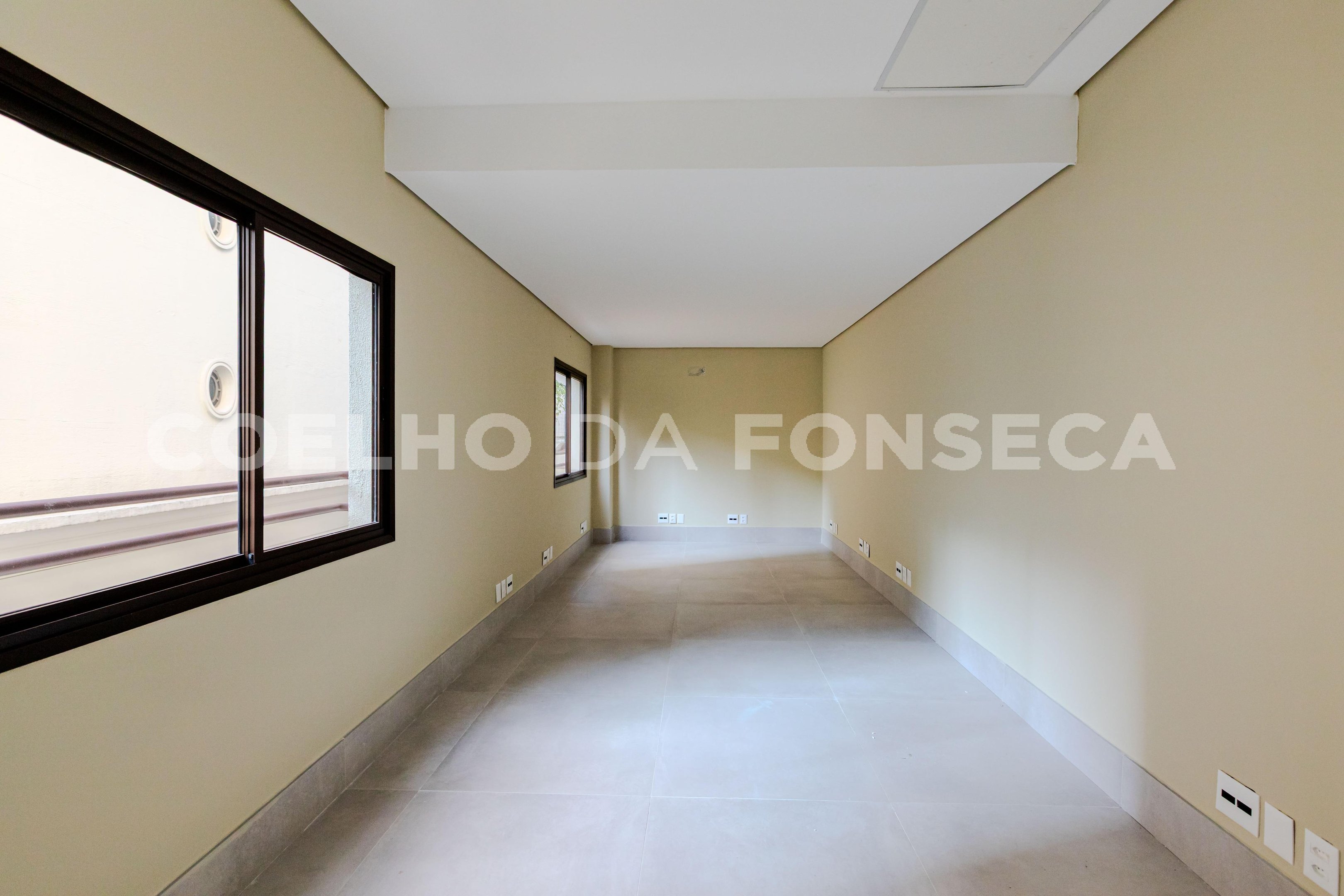 Conjunto Comercial 1