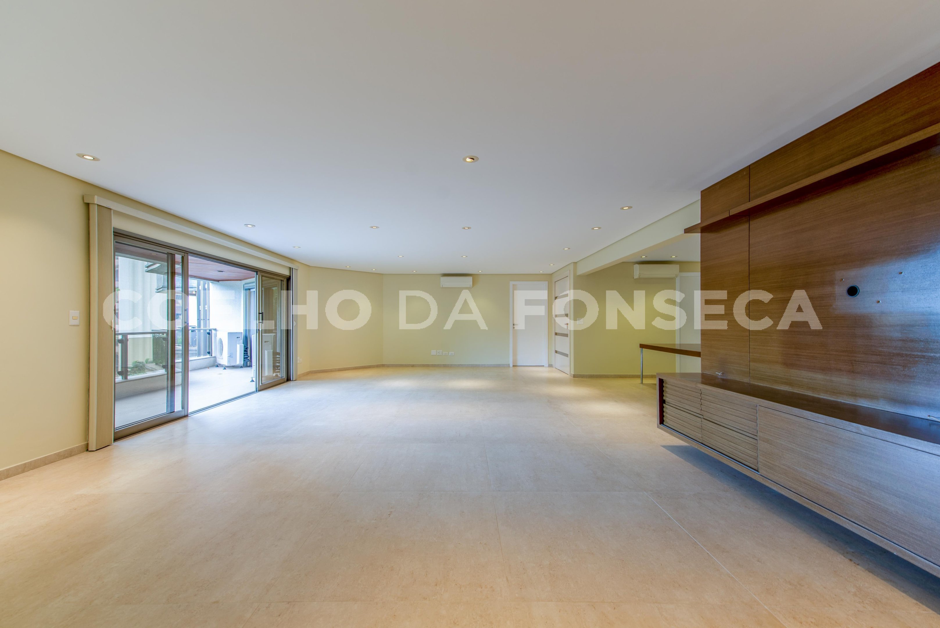 Sala (1)