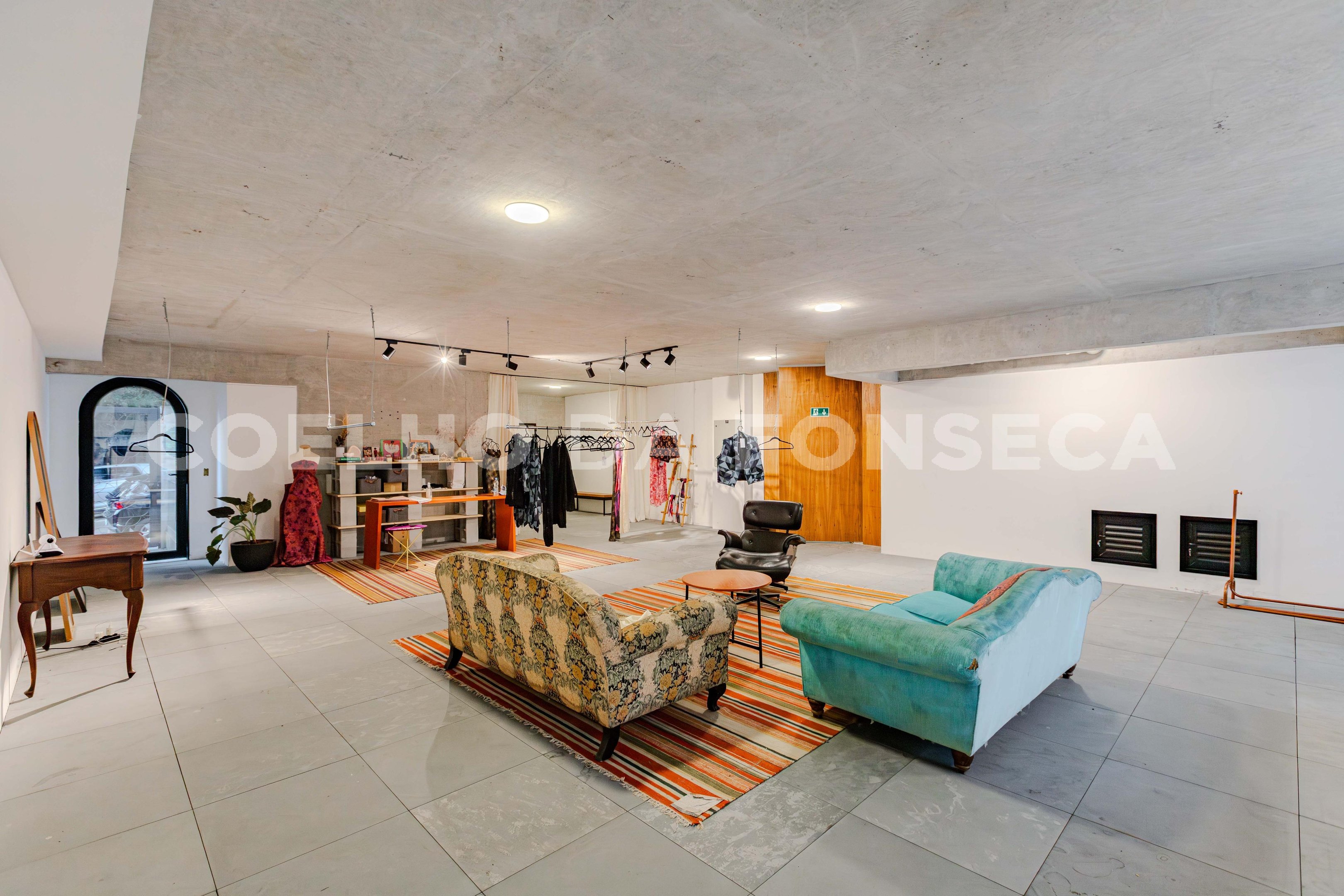 Conjunto Comercial