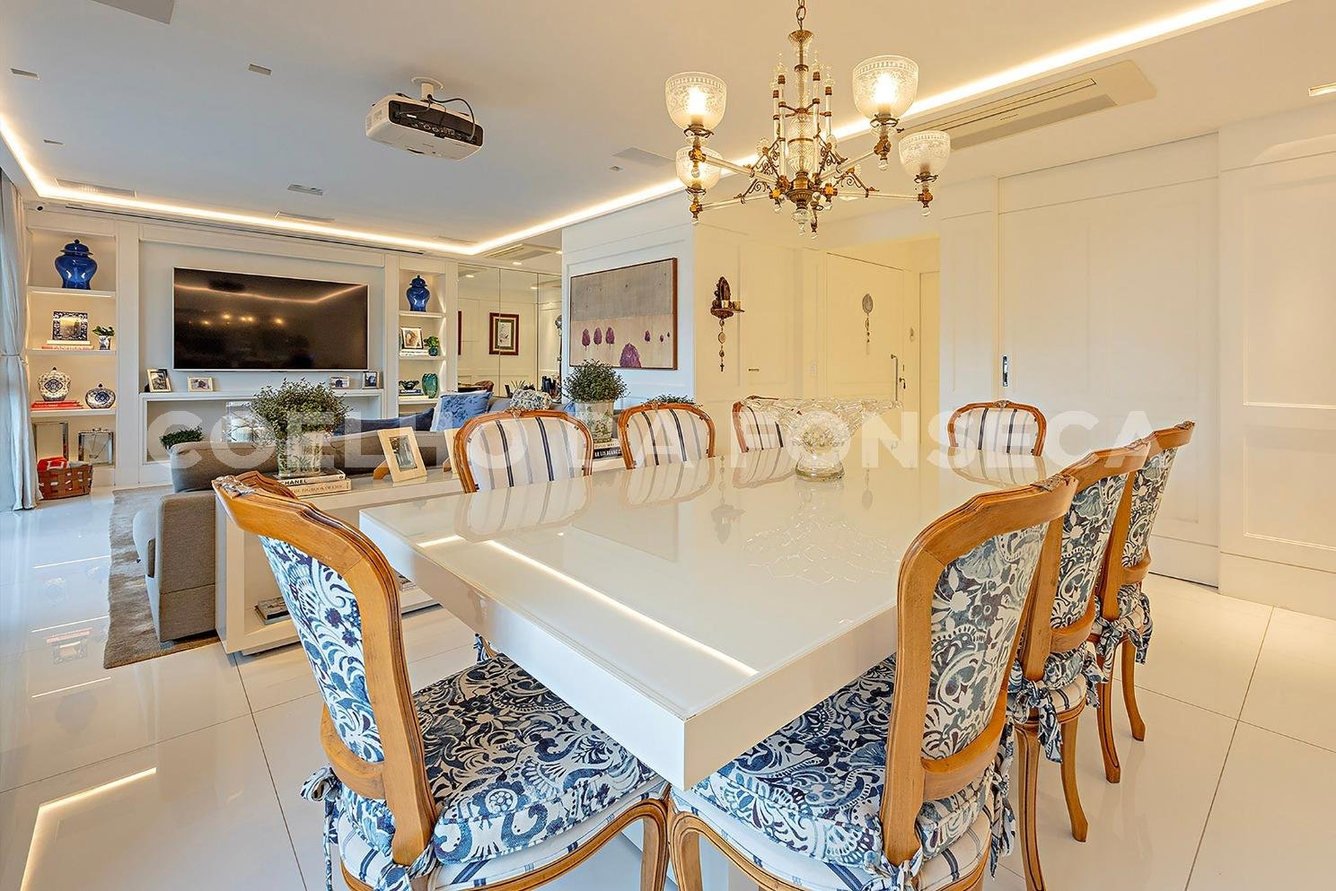Sala de Estar e Jantar