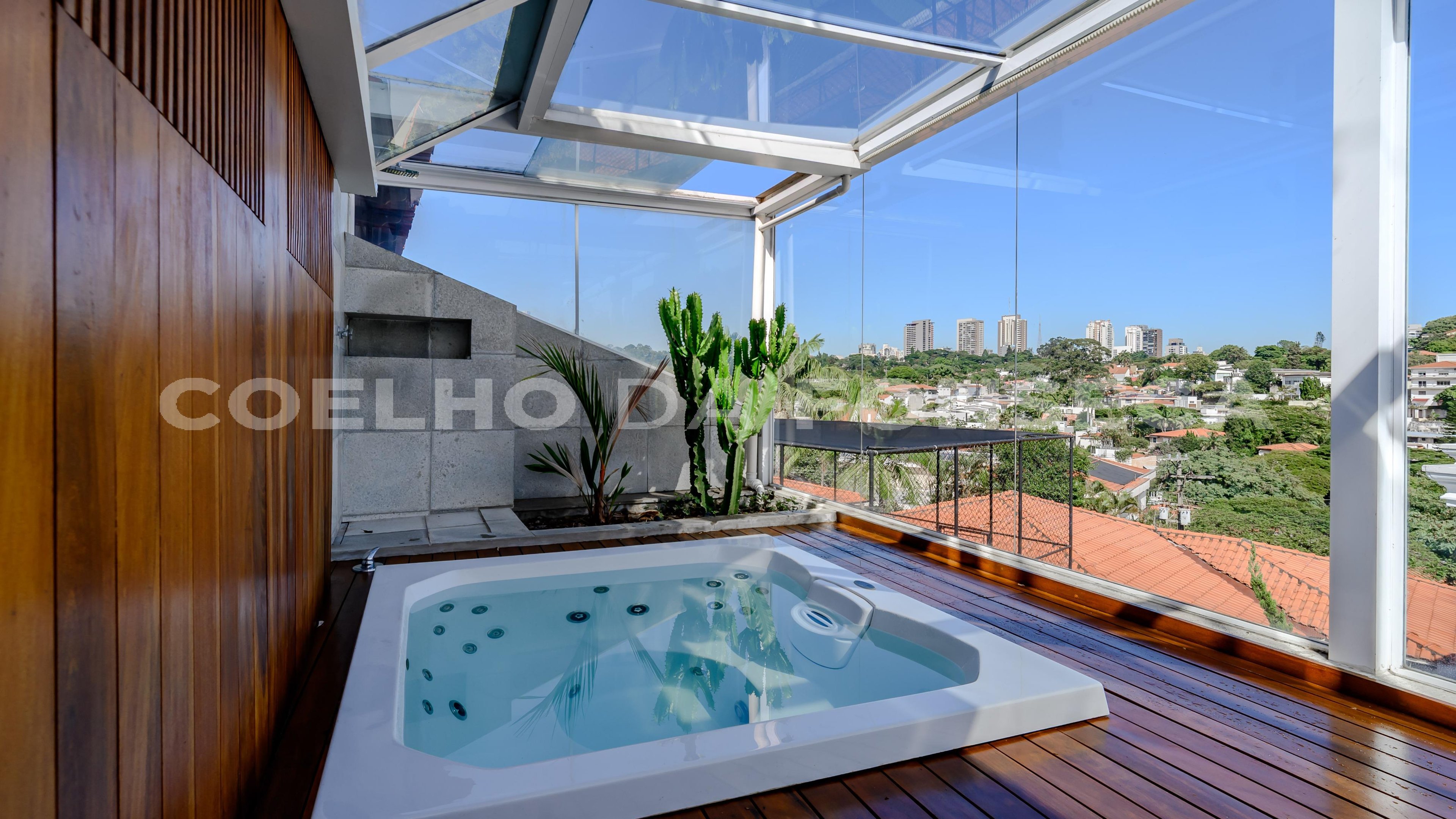 Jacuzzi