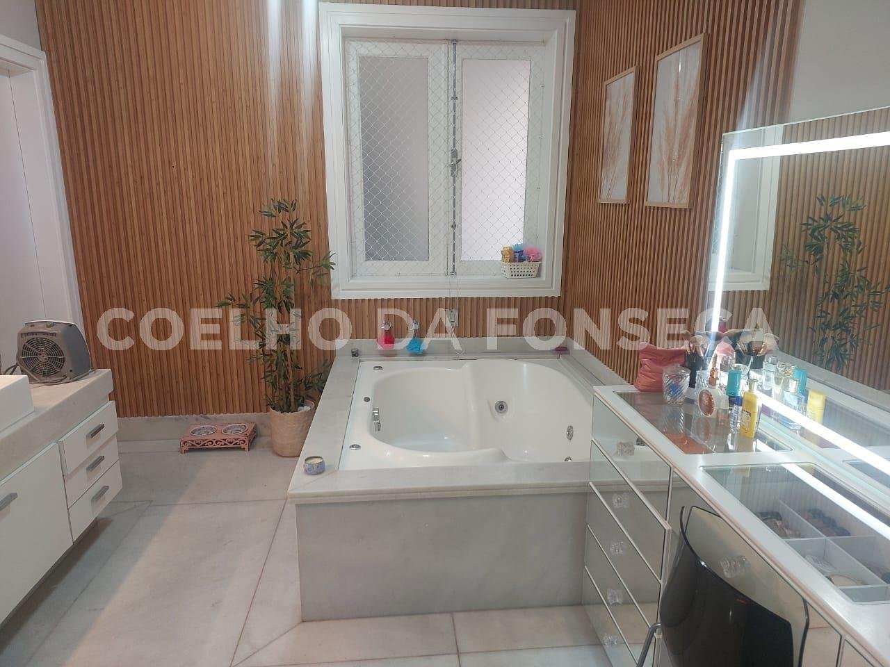 Jacuzzi