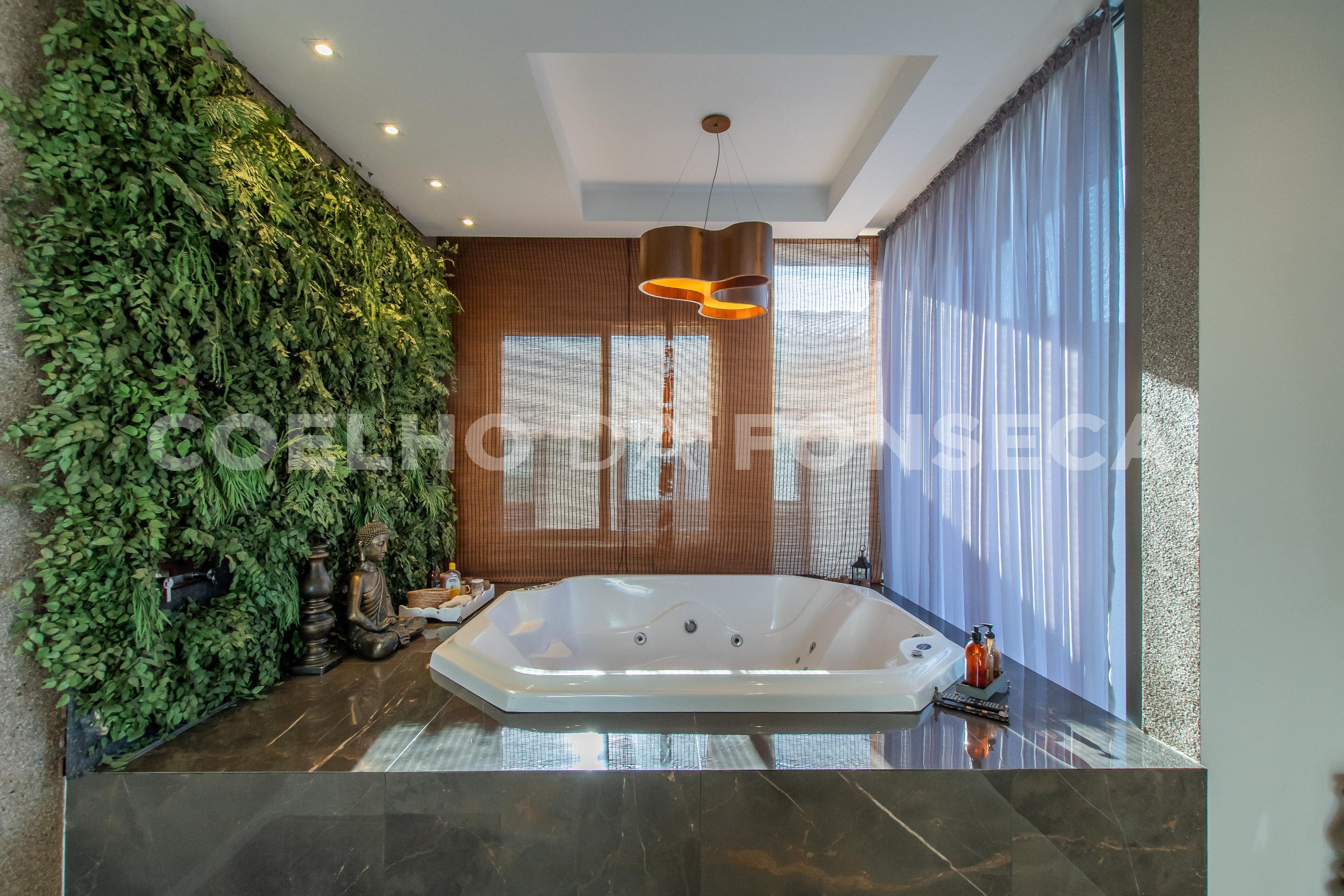 Jacuzzi