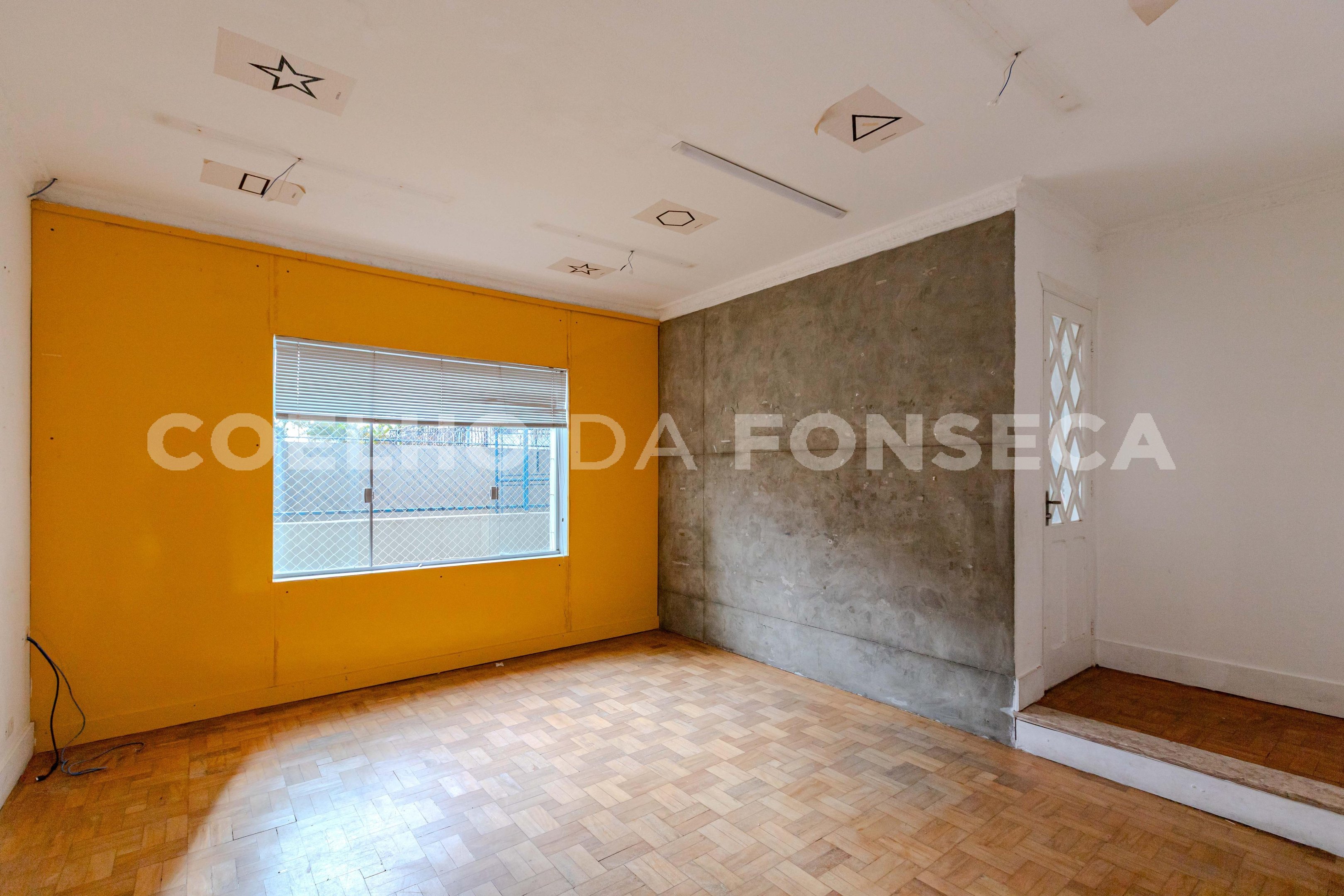 Sala (2)