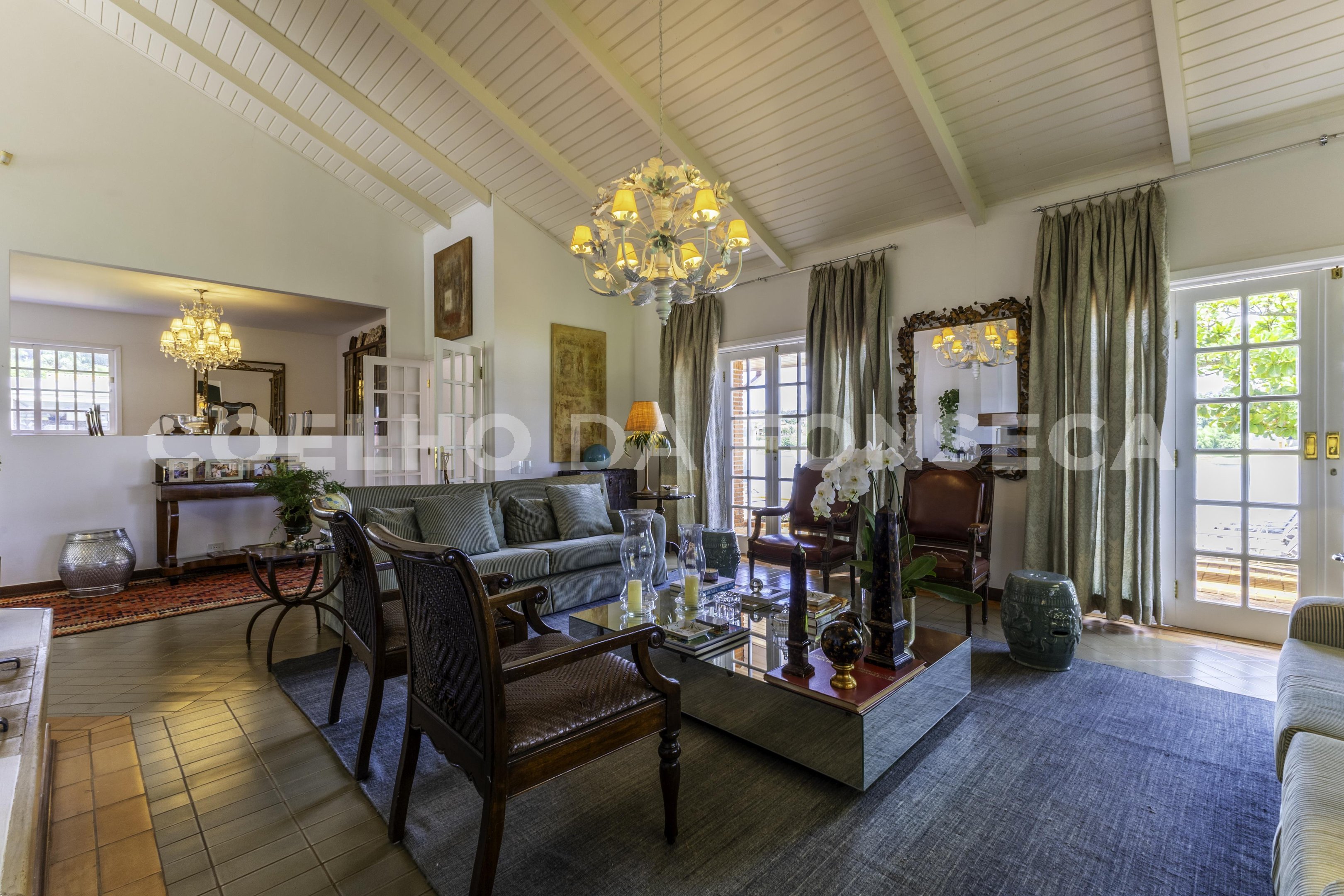 Sala (2)