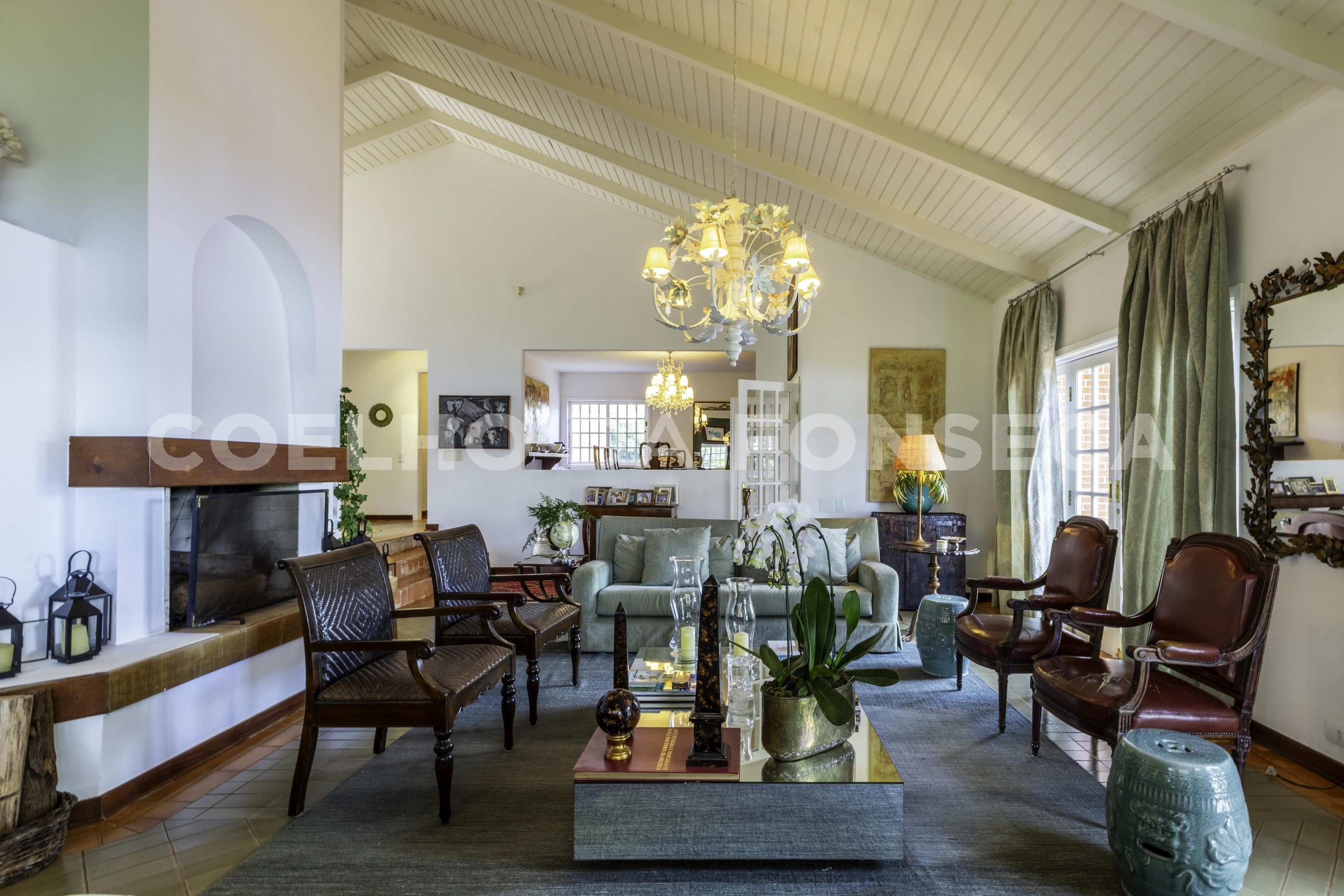 Sala (2)