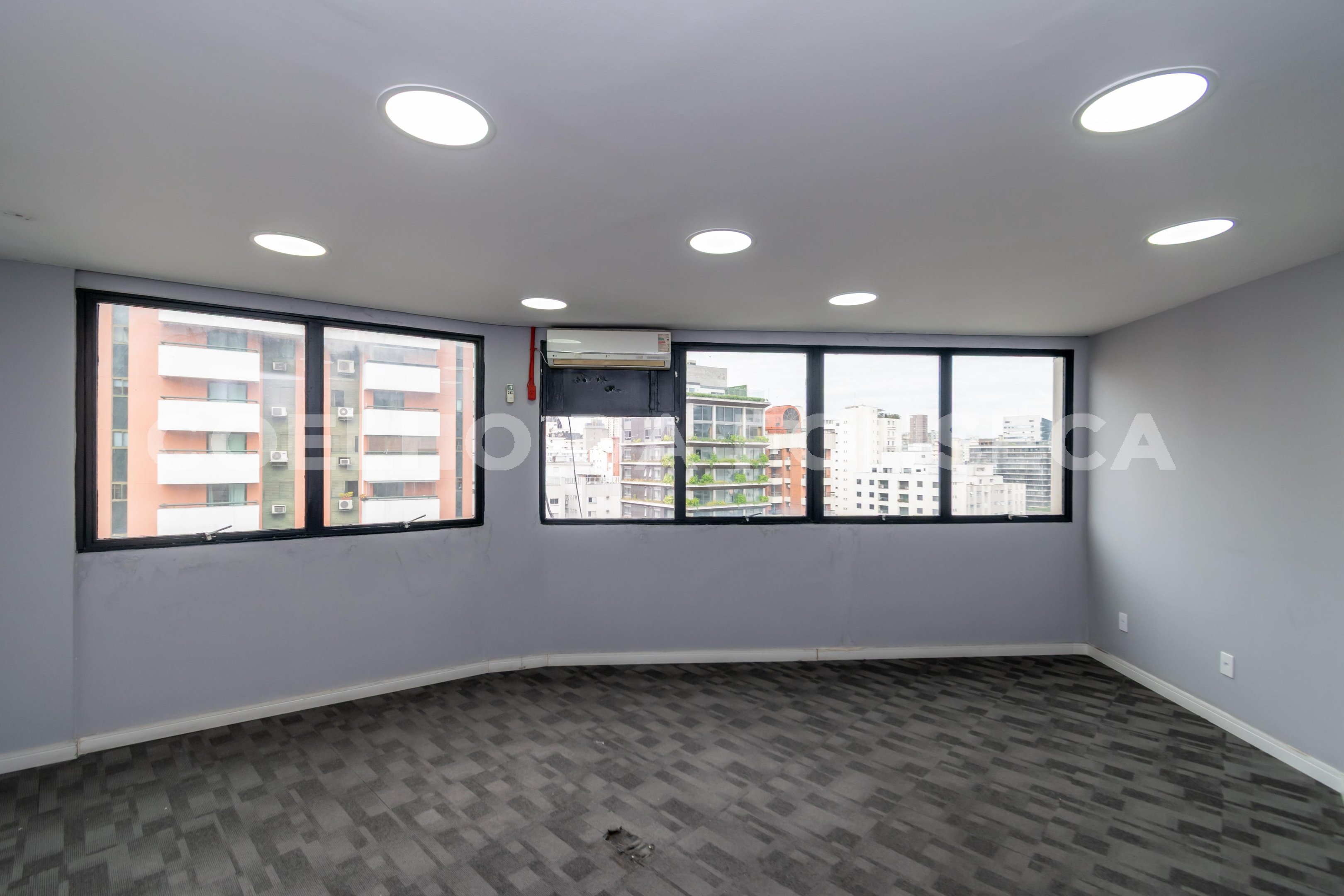 Sala (1)