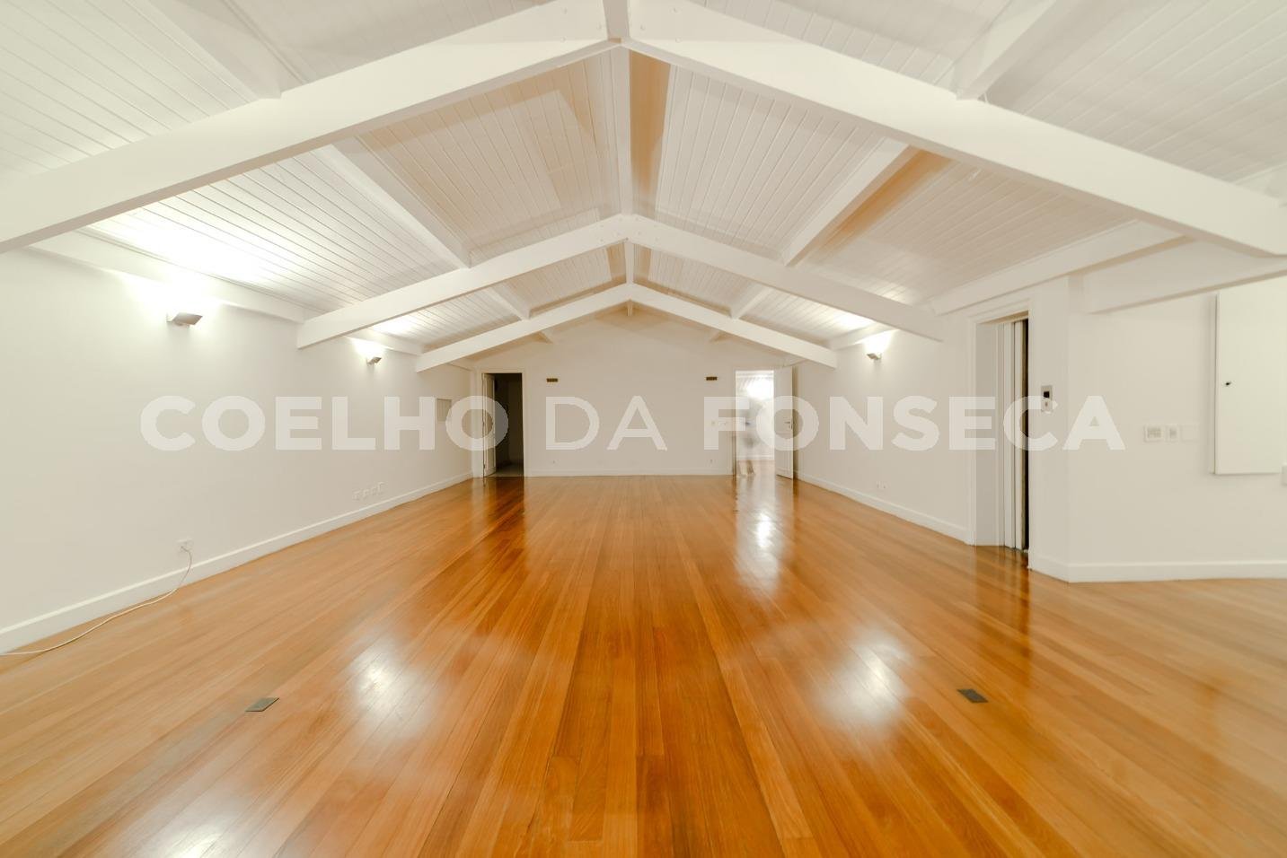 Sala (2)