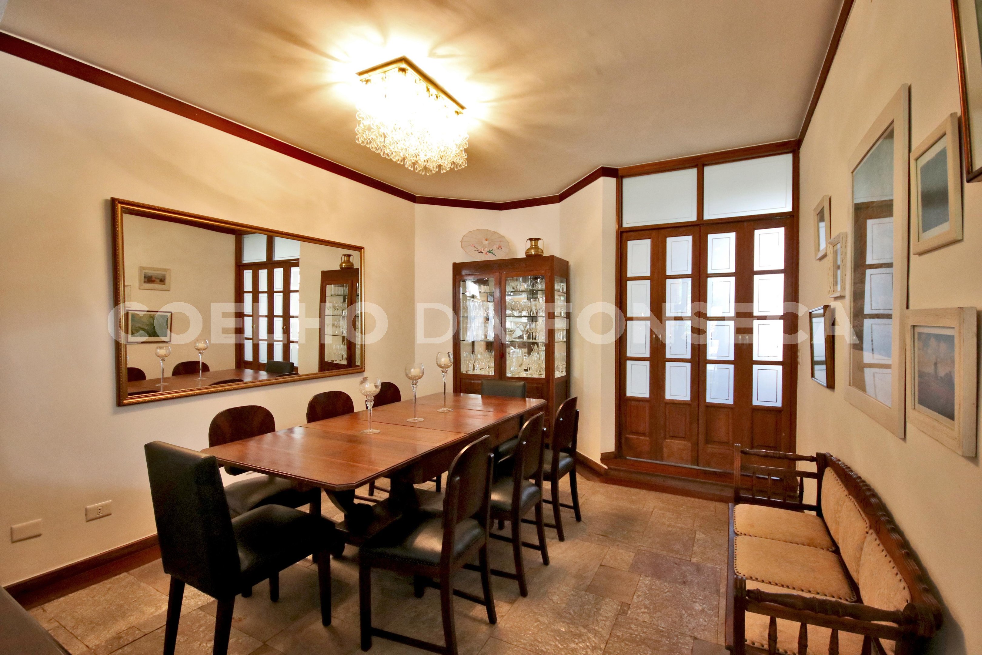 Sala (1)