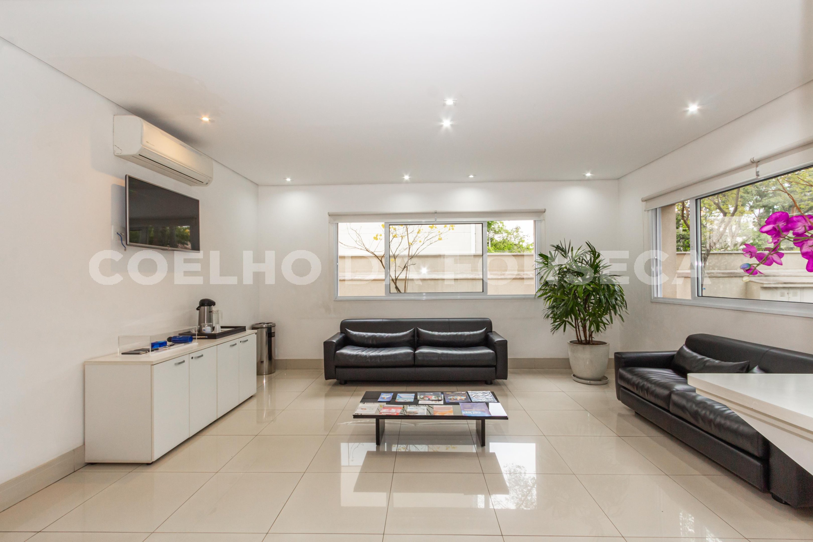 Sala (2)