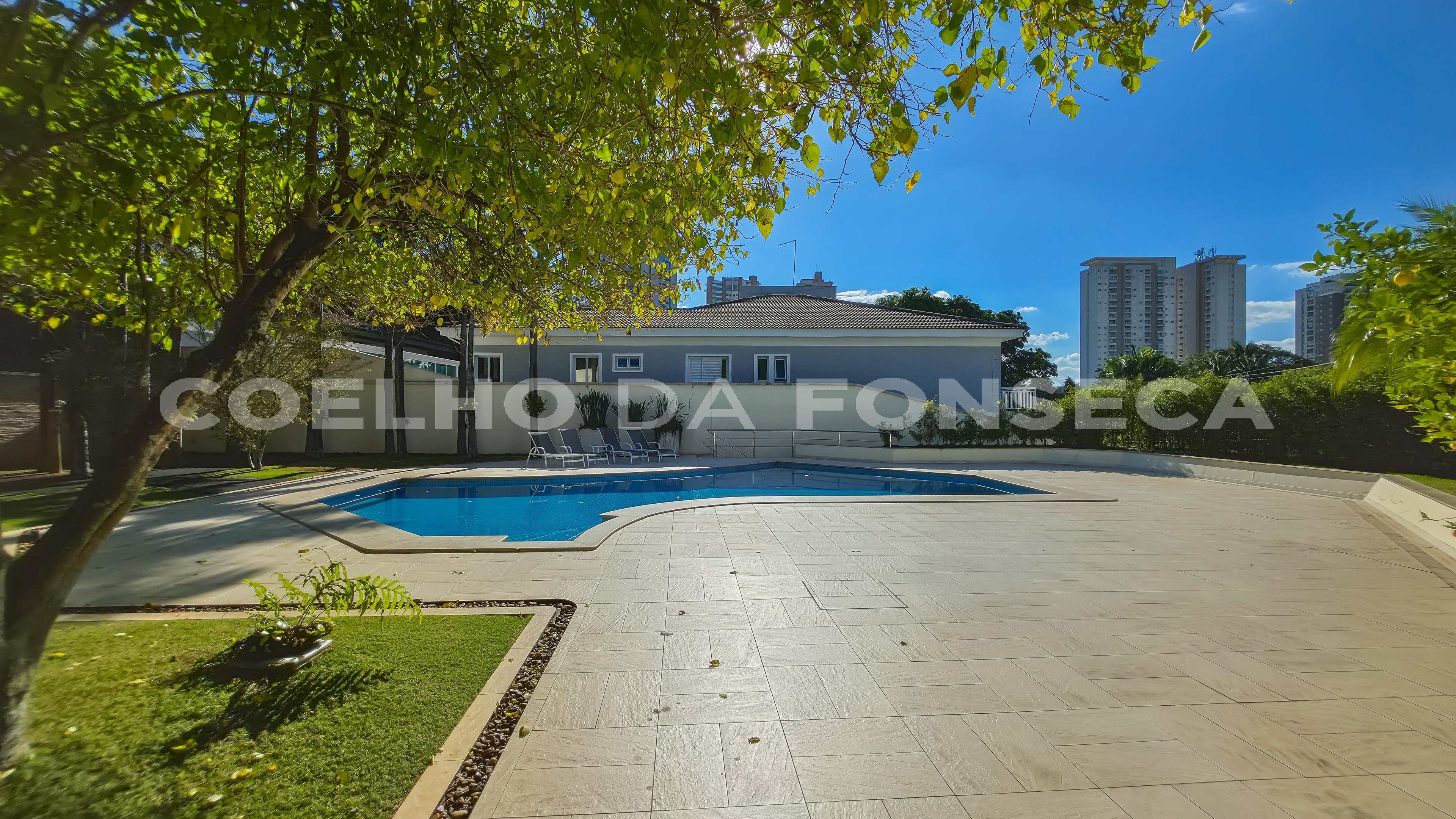 Piscina