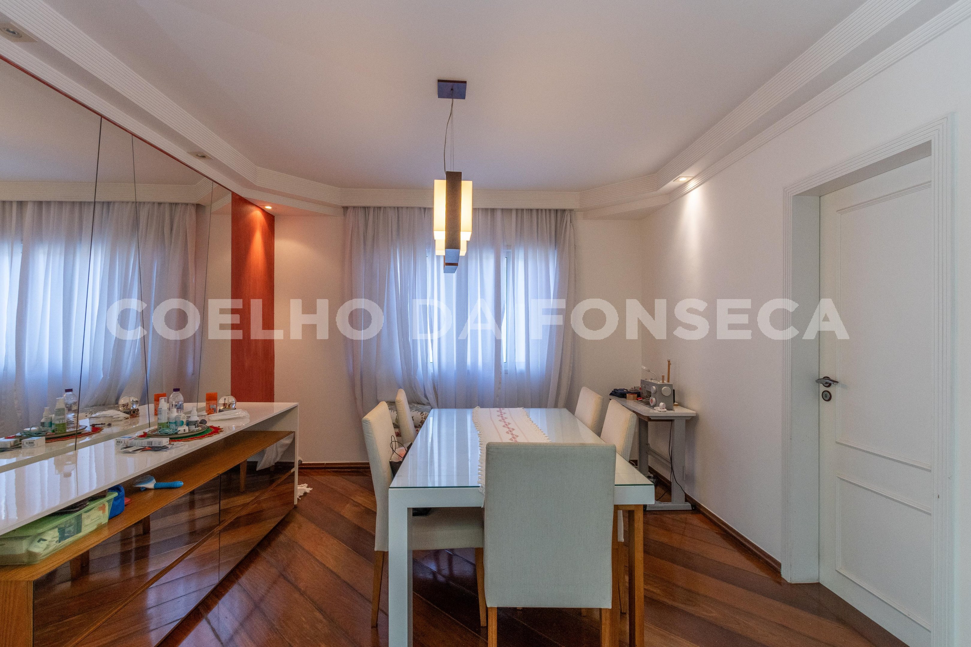 Sala de Estar e Jantar