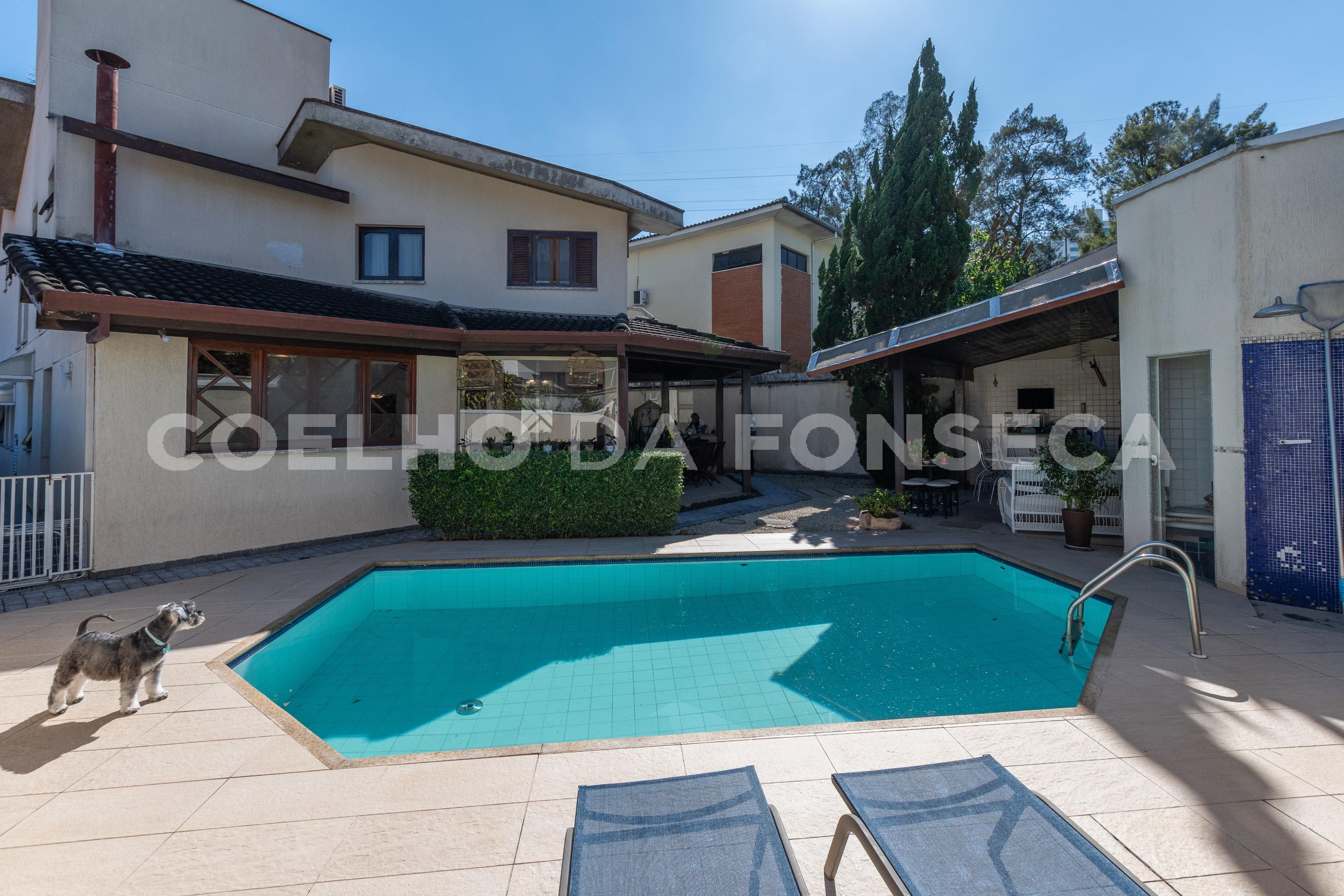 Piscina