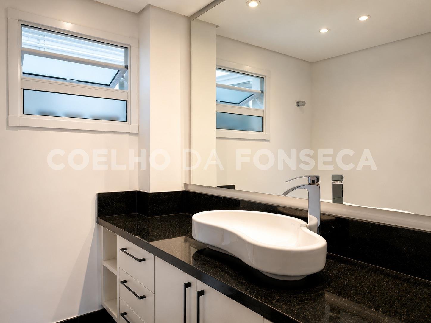 Sala (2)