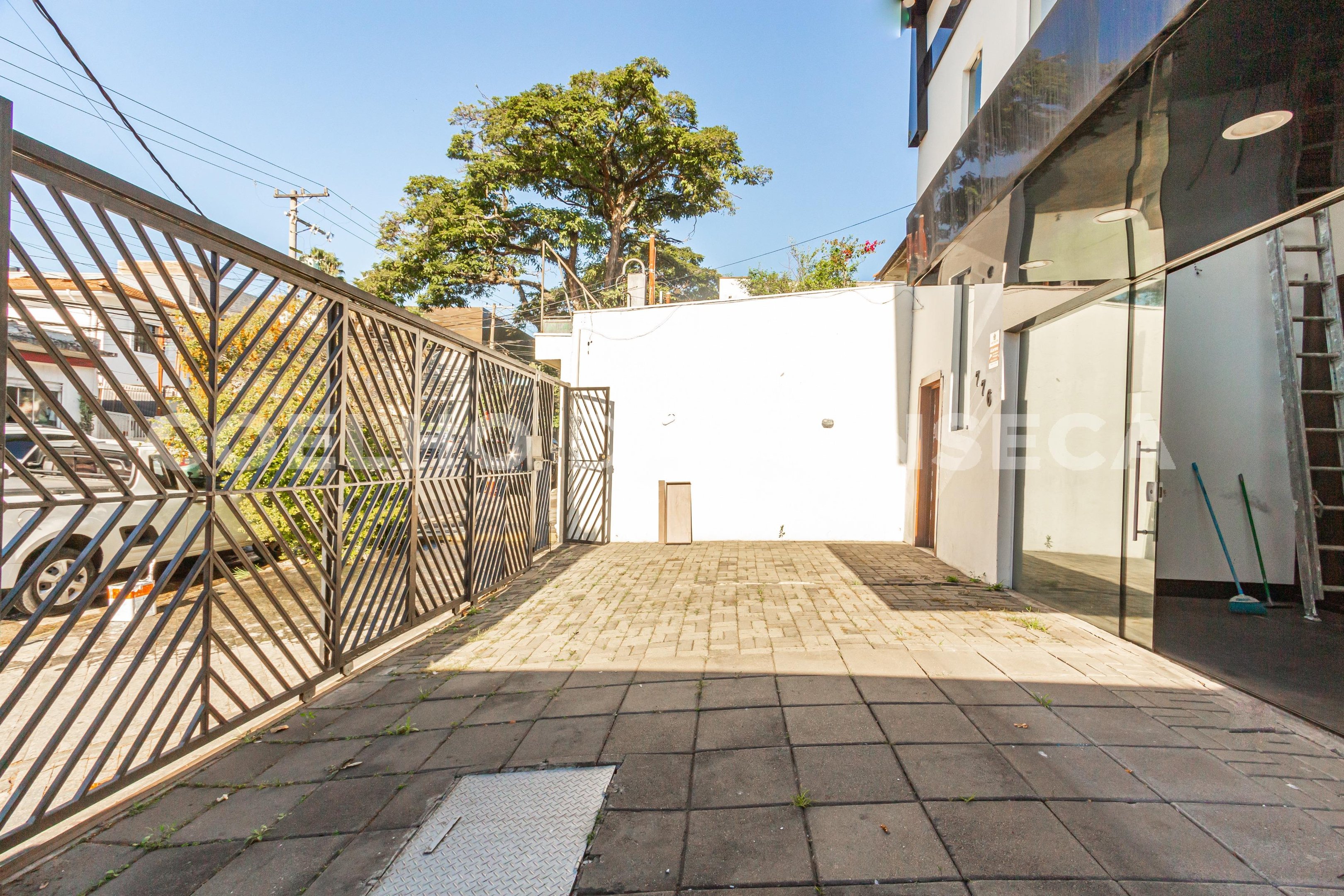 Conjunto Comercial